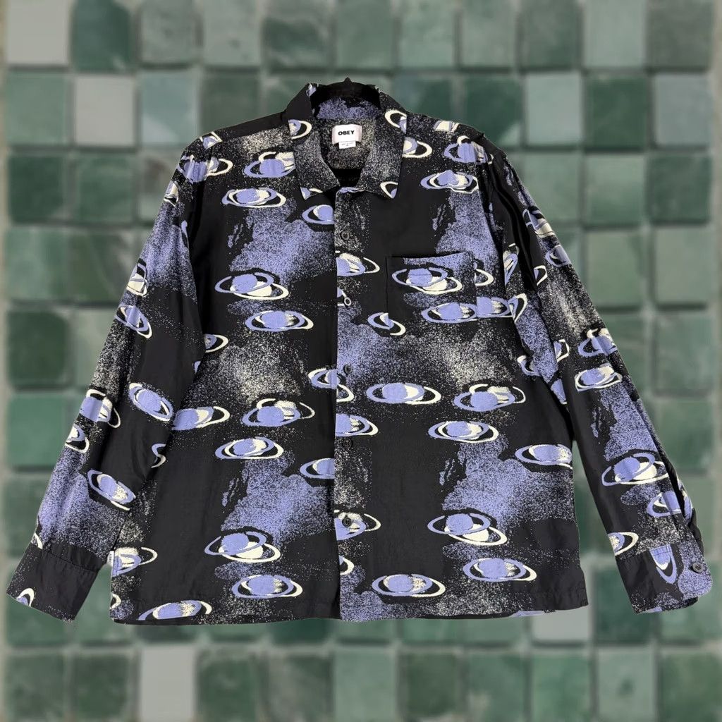 Obey OBEY Shirt XL Black Galaxy Planet Print Viscose Long Sleeve Button-Up Men’s Graphic Casual Space Print Size US XL / EU 56 / 4 - 1 Thumbnail