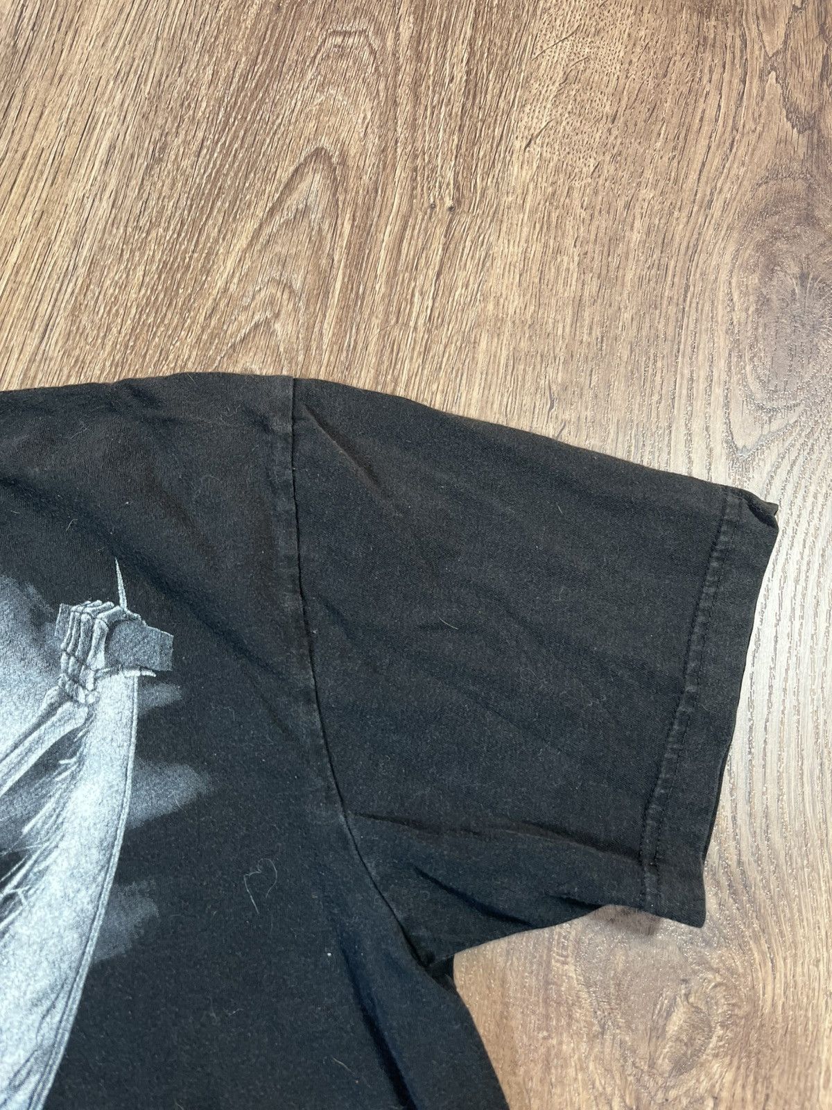 Vintage Vintage Spiral Gothic Distressed Faded Y2K T Shirt Size US XL / EU 56 / 4 - 13 Thumbnail