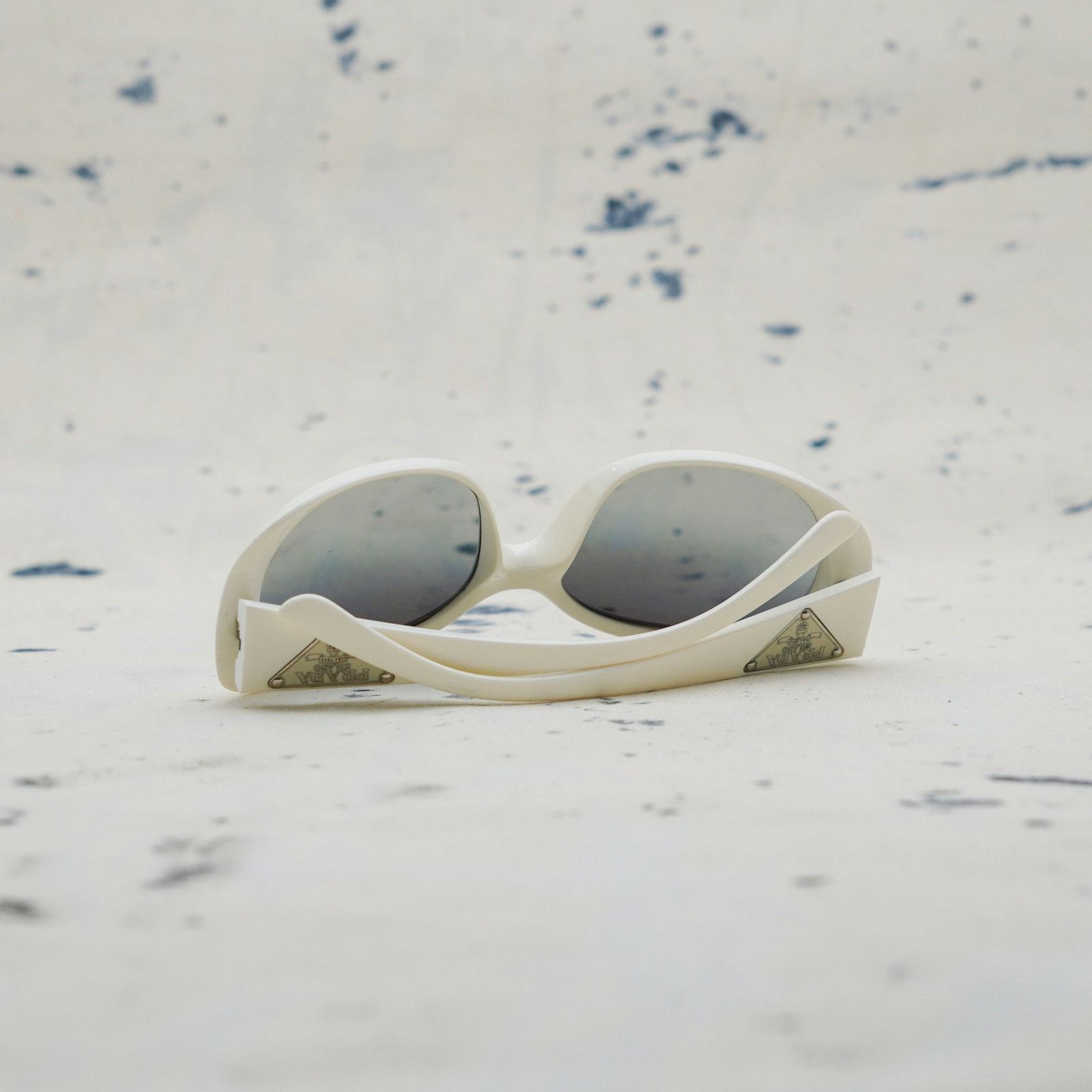 Prada Prada milano spr 27l triangle logo white oval sunglasses Size ONE SIZE - 7 Thumbnail