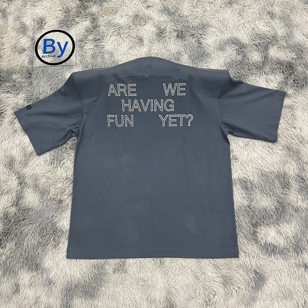 Vetements Vetements AW17 Padded Shoulder Slogan T-Shirt Size US M / EU 48-50 / 2 - 3 Thumbnail