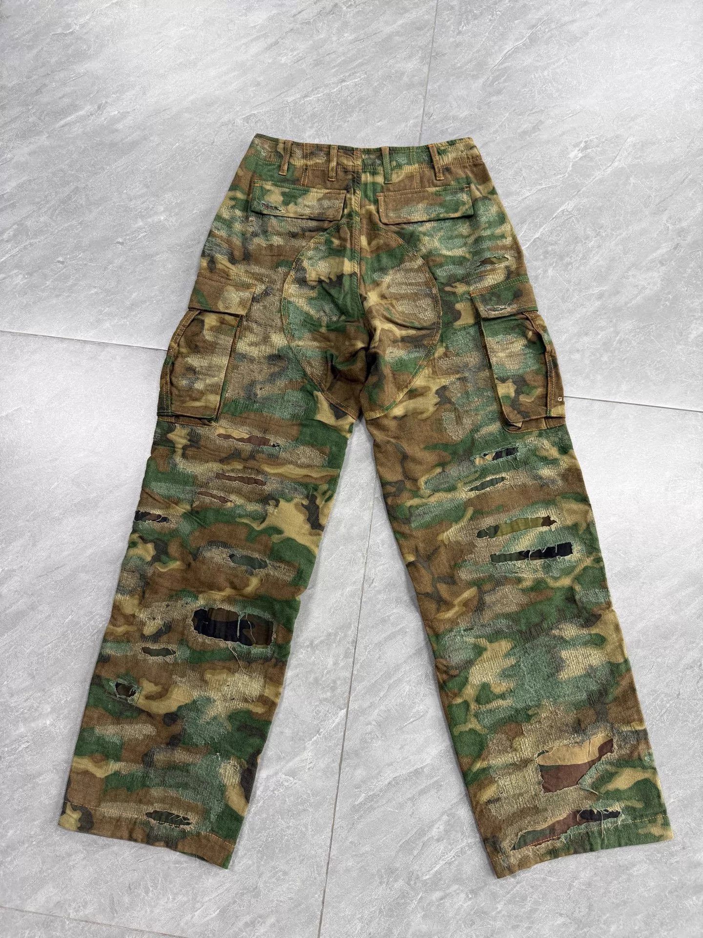 Givenchy GIVENCHY Women's CAMO DESTROYED BORO CARGO JEANS Size 26" / US 2 / IT 38 - 2 Thumbnail