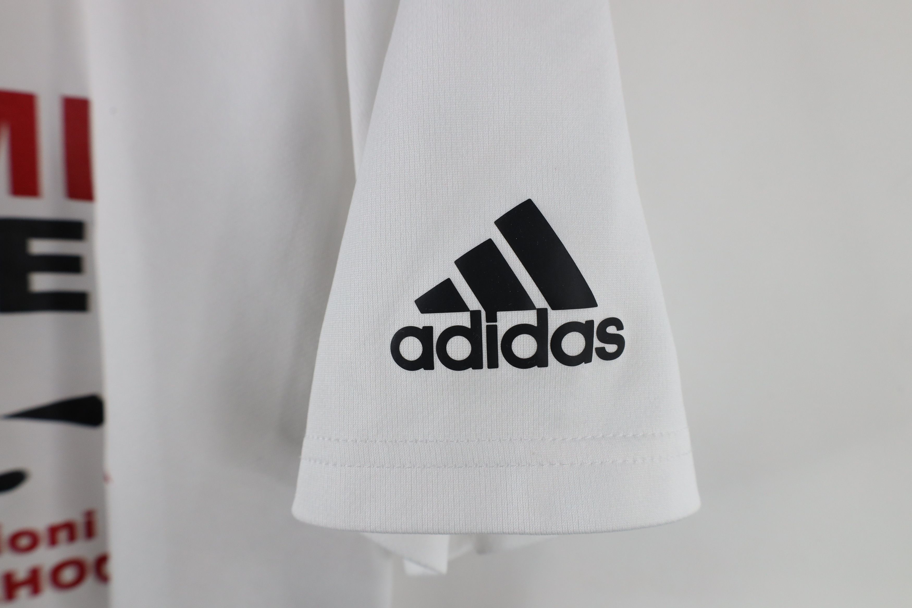 Adidas × Vintage Adidas Issued Miami University Ohio Hockey T-Shirt White Size US M / EU 48-50 / 2 - 4 Thumbnail