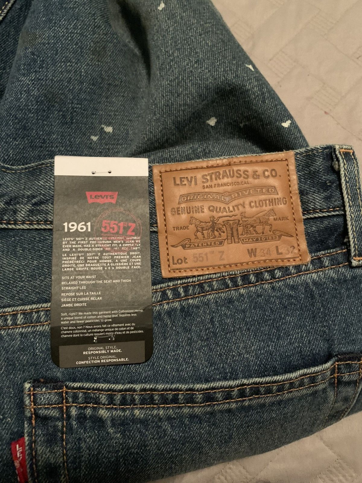 Levi's Levi’s premium paint splattered Size US 34 / EU 50 - 7 Thumbnail