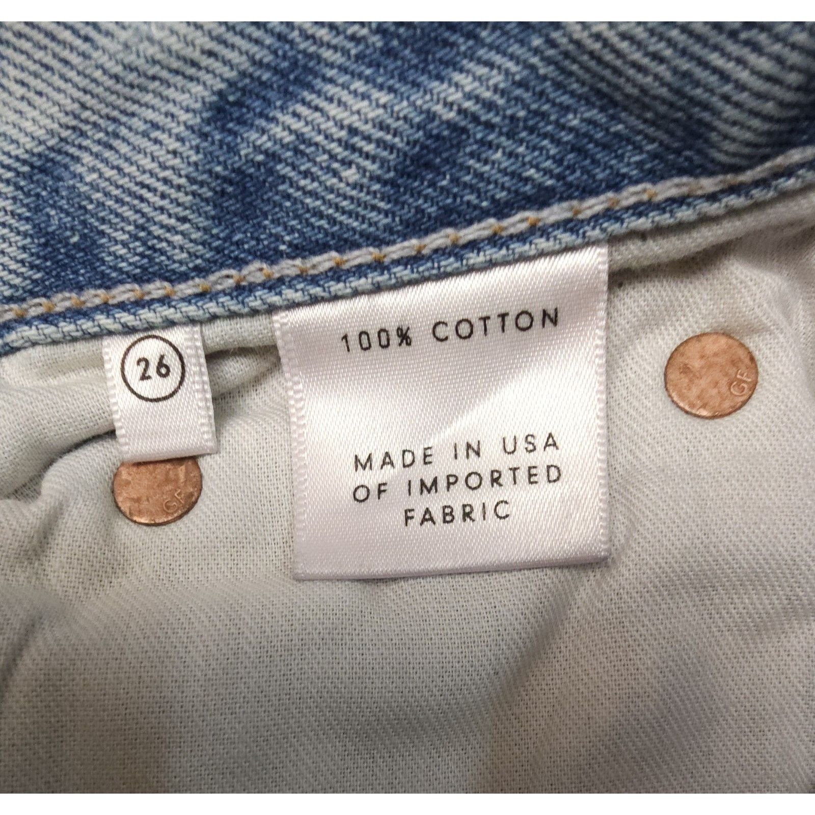 GRLFRND GRLFRND BEVERLY Bermuda Light Wash Frayed Hem Button Fly 26 Size 26" / US 2 / IT 38 - 9 Thumbnail