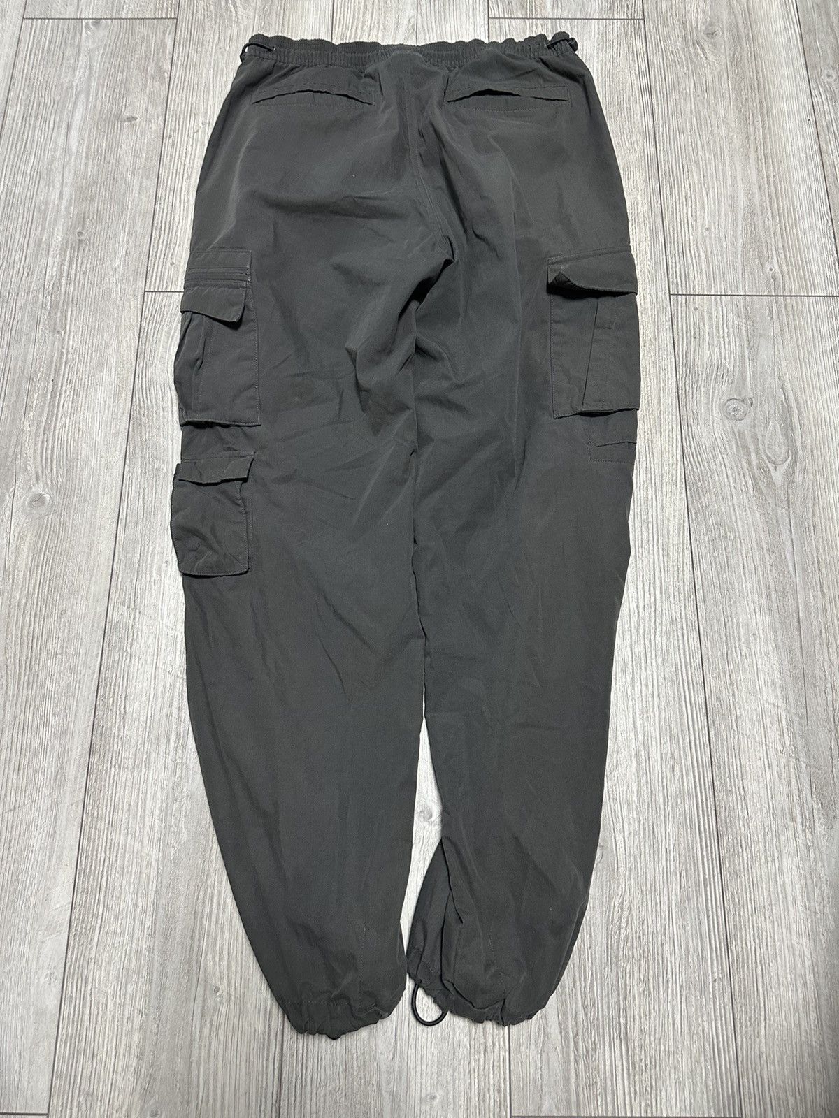 Vintage VINTAGE NIKE TRACK PANTS Y2K Baggy Drill Joggers Size US 32 / EU 48 - 8 Thumbnail