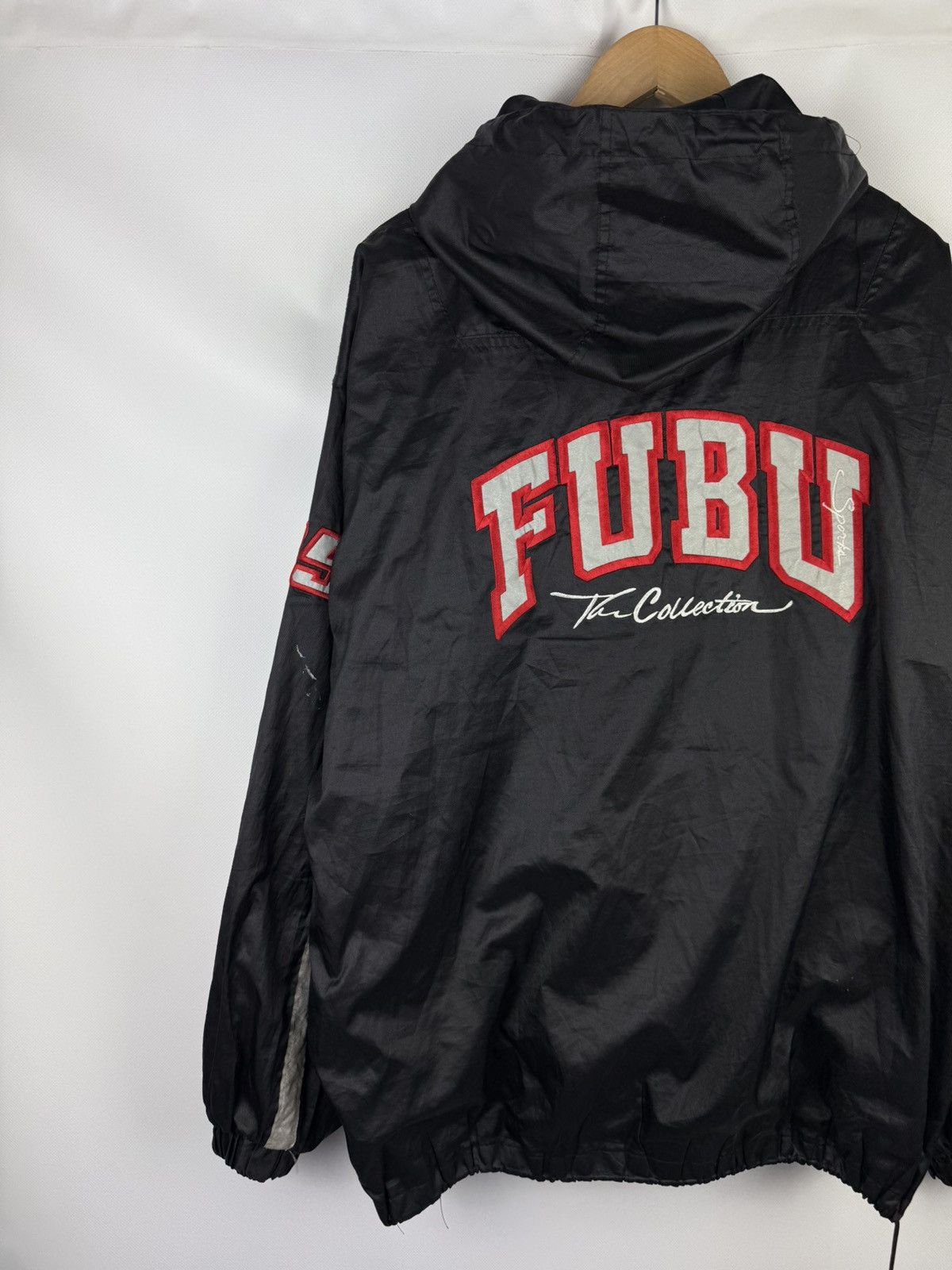 Fubu Fubu Sports Vintage Rap Big Logo Hooded Windbreaker Jacket Size US XXL / EU 58 / 5 - 12 Thumbnail