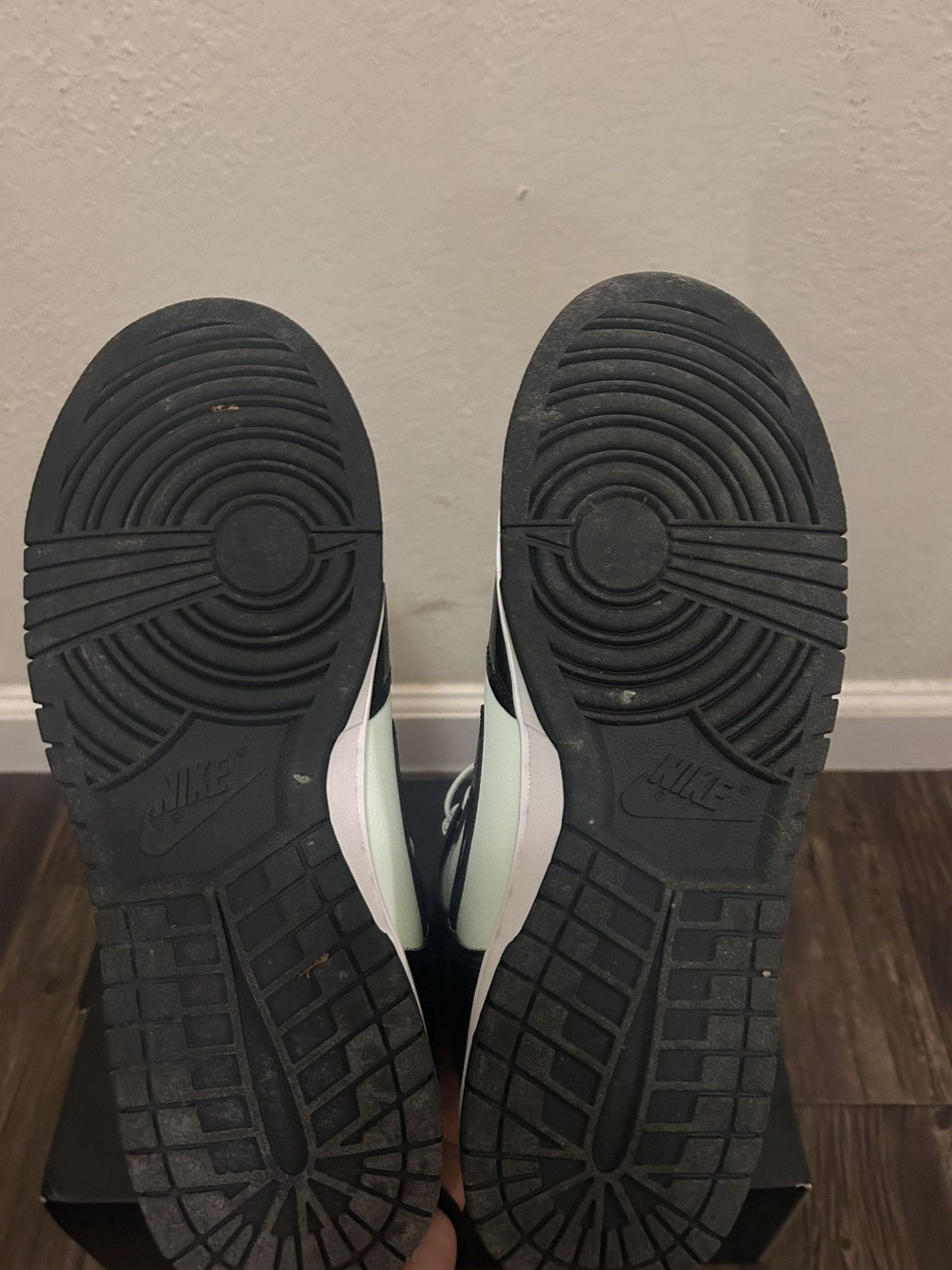 Nike Nike Dunks High - barely green and black Size US 10 / EU 43 - 6 Thumbnail