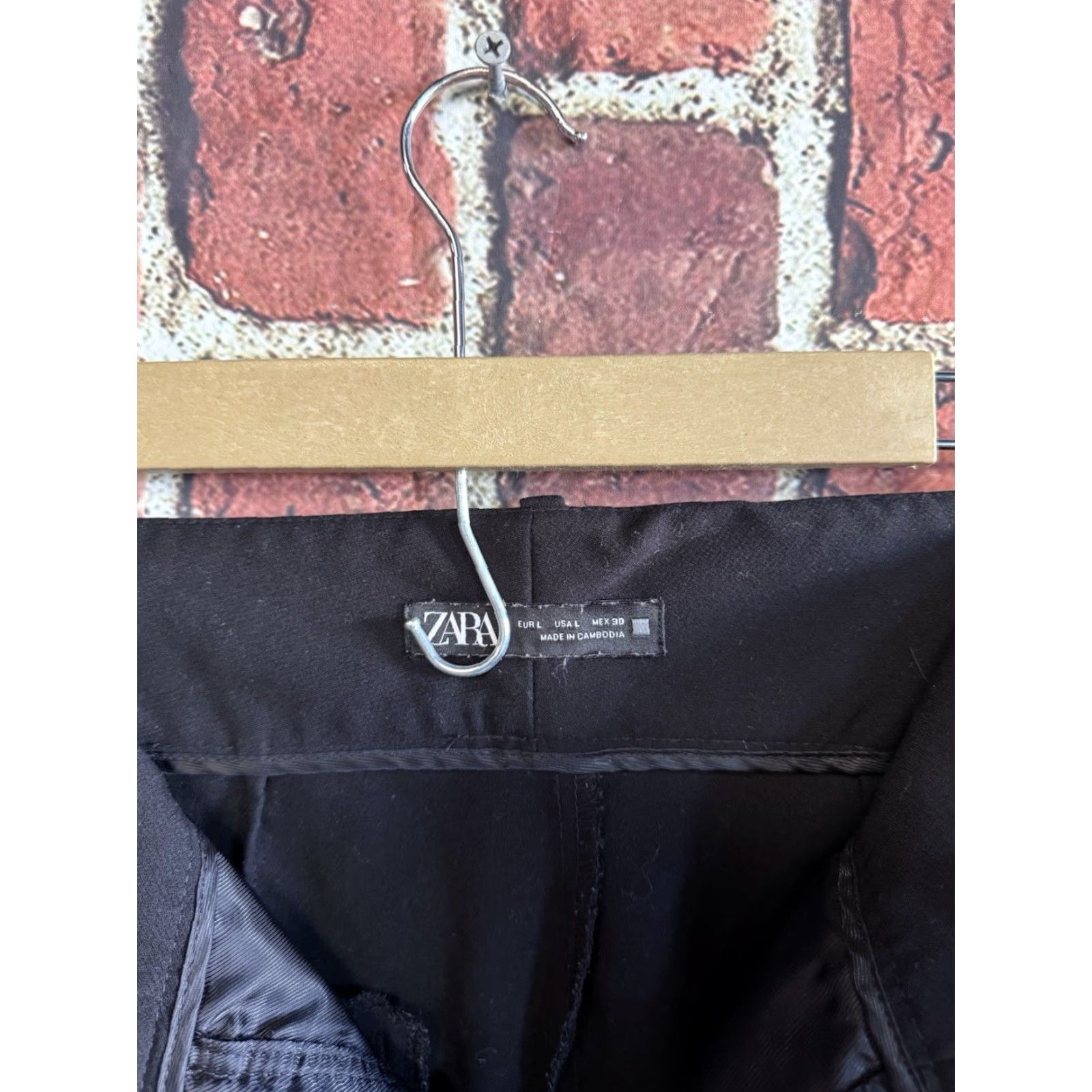 Zara Zara Womens Black Work Pants Pleated Cropped Tapered Size Large Size 36" / US 14 / IT 50 - 3 Thumbnail