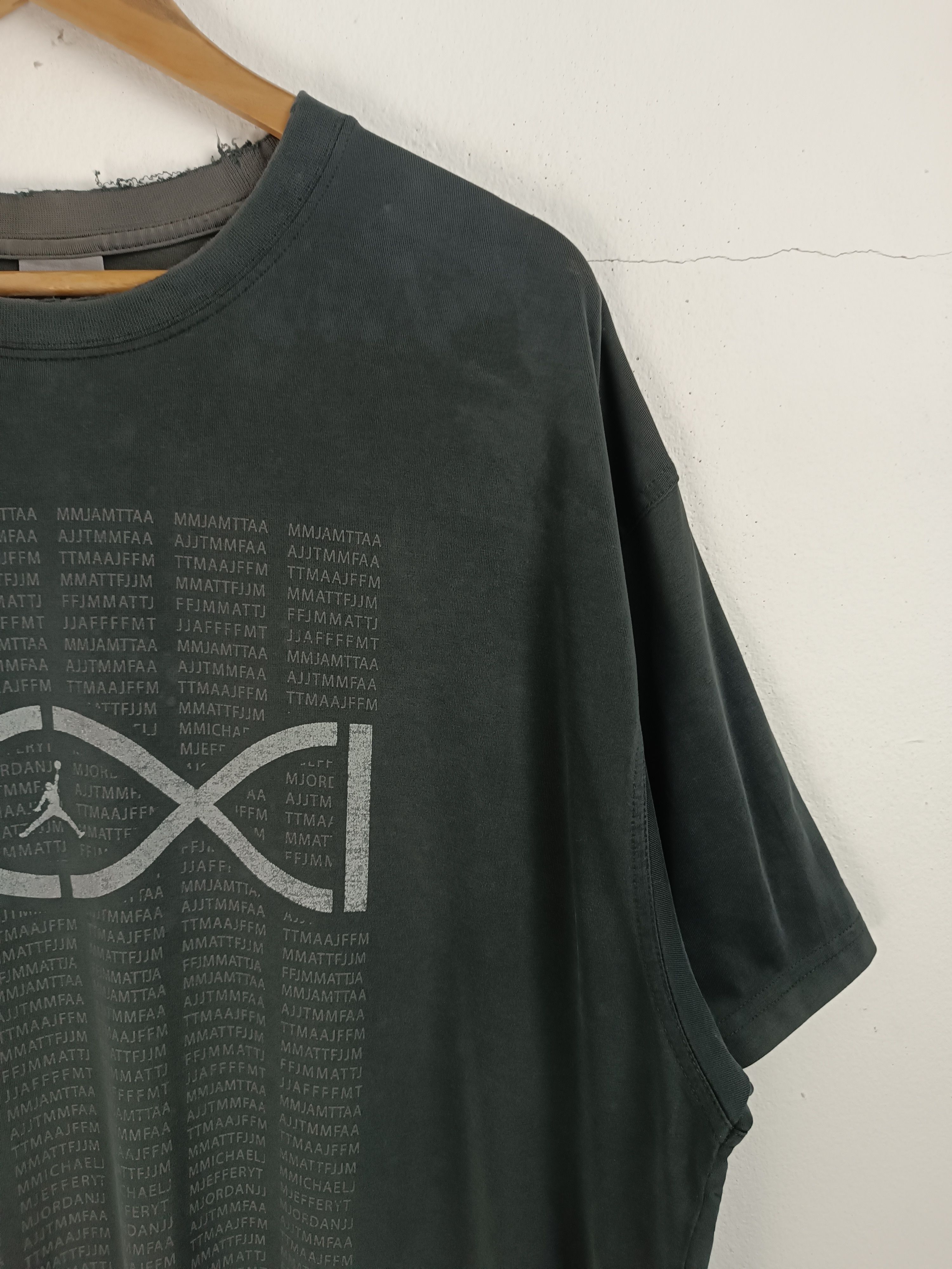 Jordan Brand THRASHED FADED VINTAGE Y2K JORDAN TEE 4G INTHEATTIC LGB Size US XL / EU 56 / 4 - 6 Thumbnail