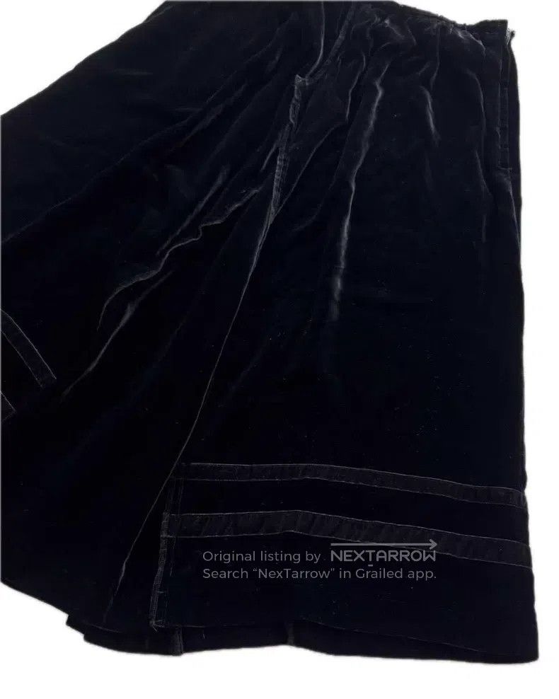 Comme des Garcons Comme Des Garcons size M Black velvet velvet dress Size 23" - 2 Thumbnail