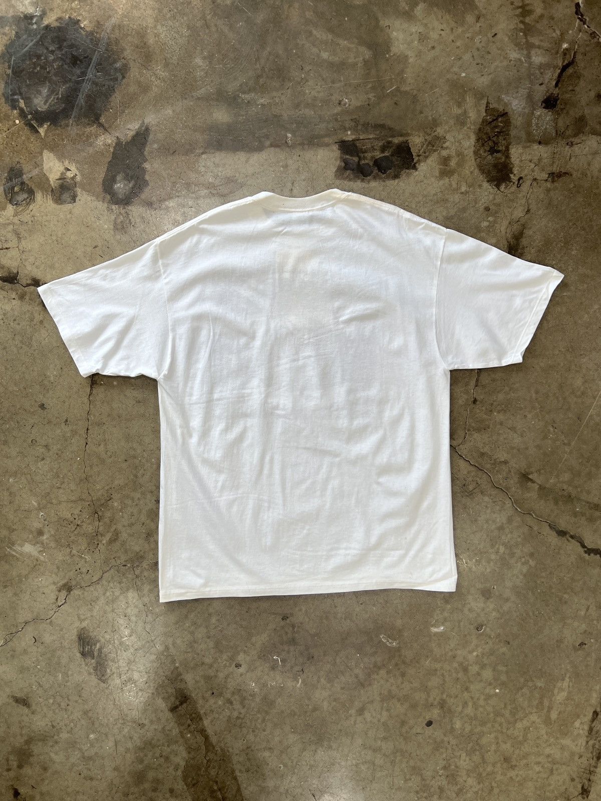 Vintage Vintage Salvador Dali Geopolitics Child Watching Art Tee XL Size US XL / EU 56 / 4 - 4 Thumbnail