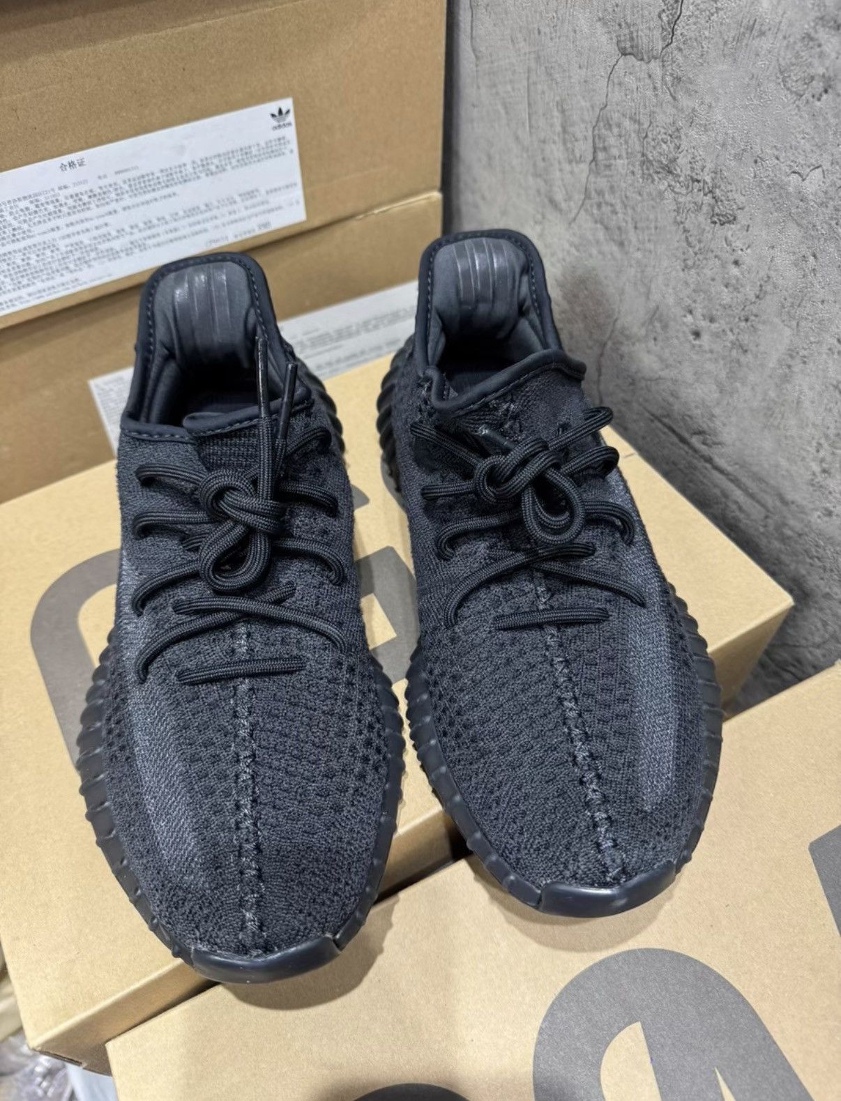 Adidas Adidas Yeezy 350 V2 Onyx HQ4540 K37 Size US 9 / EU 42 - 2 Thumbnail