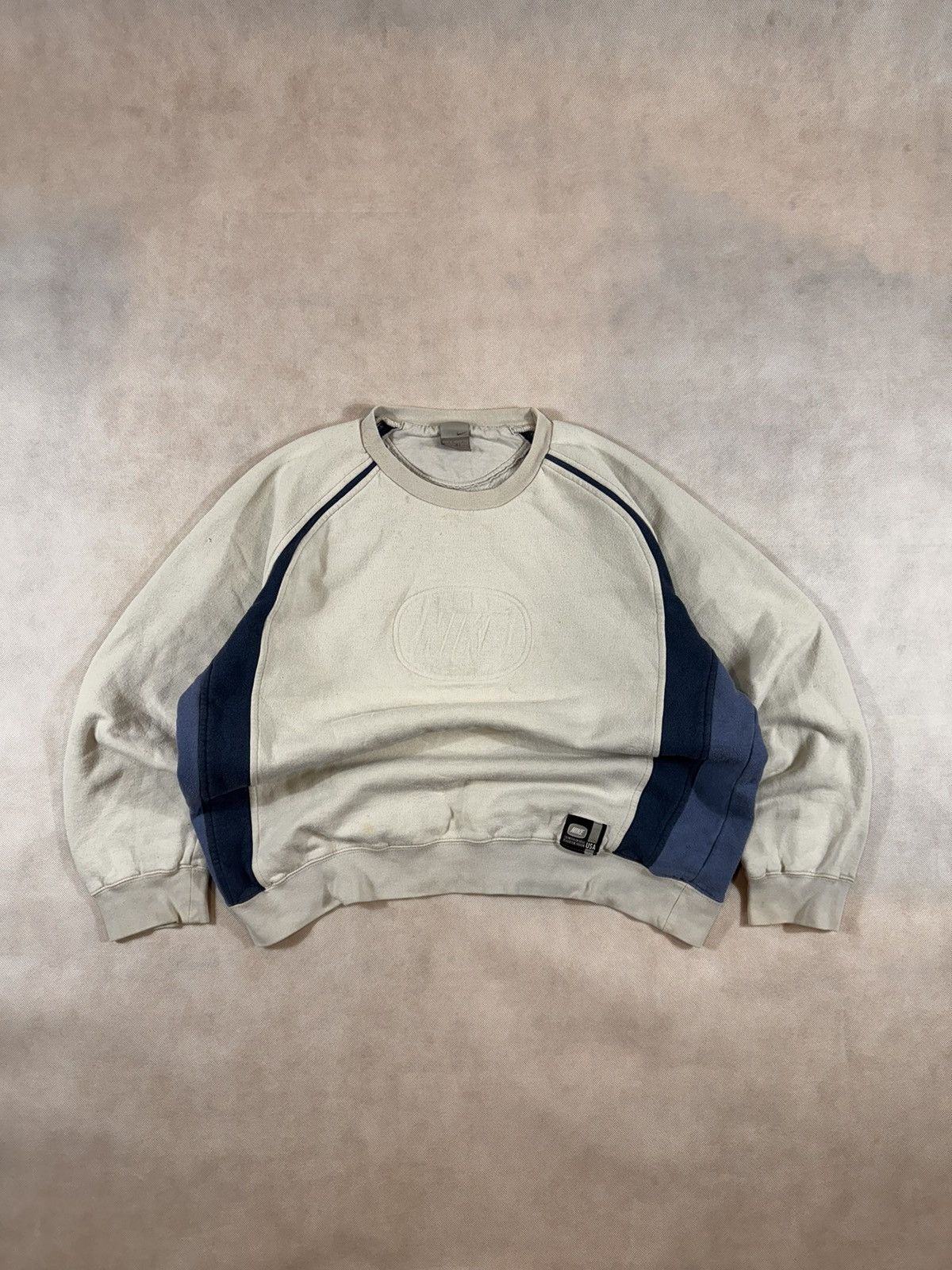 Nike × Vintage NIKE VINTAGE CENTER LOGO OVERSIZE BOXY SWEATSHIRT Size US XL / EU 56 / 4 - 1 Thumbnail