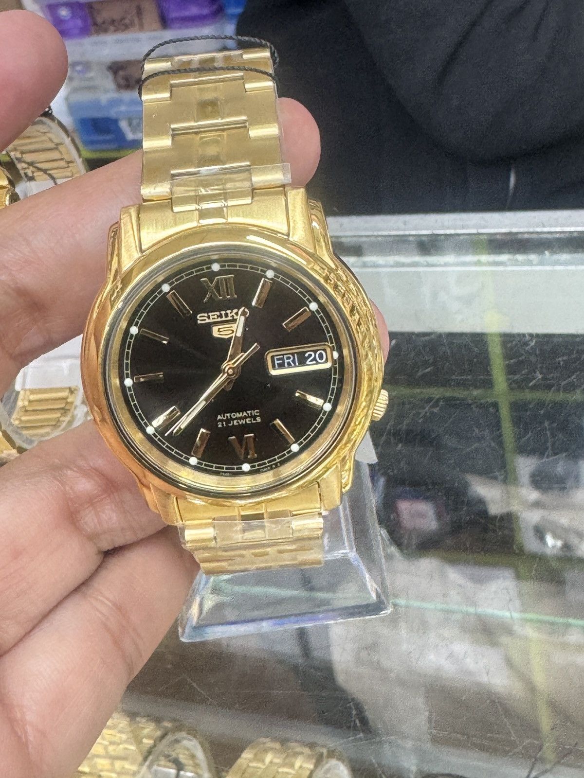 Seiko Seiko Men's Seiko 5 Automatic Gold Dial Size 40 - 2 Thumbnail