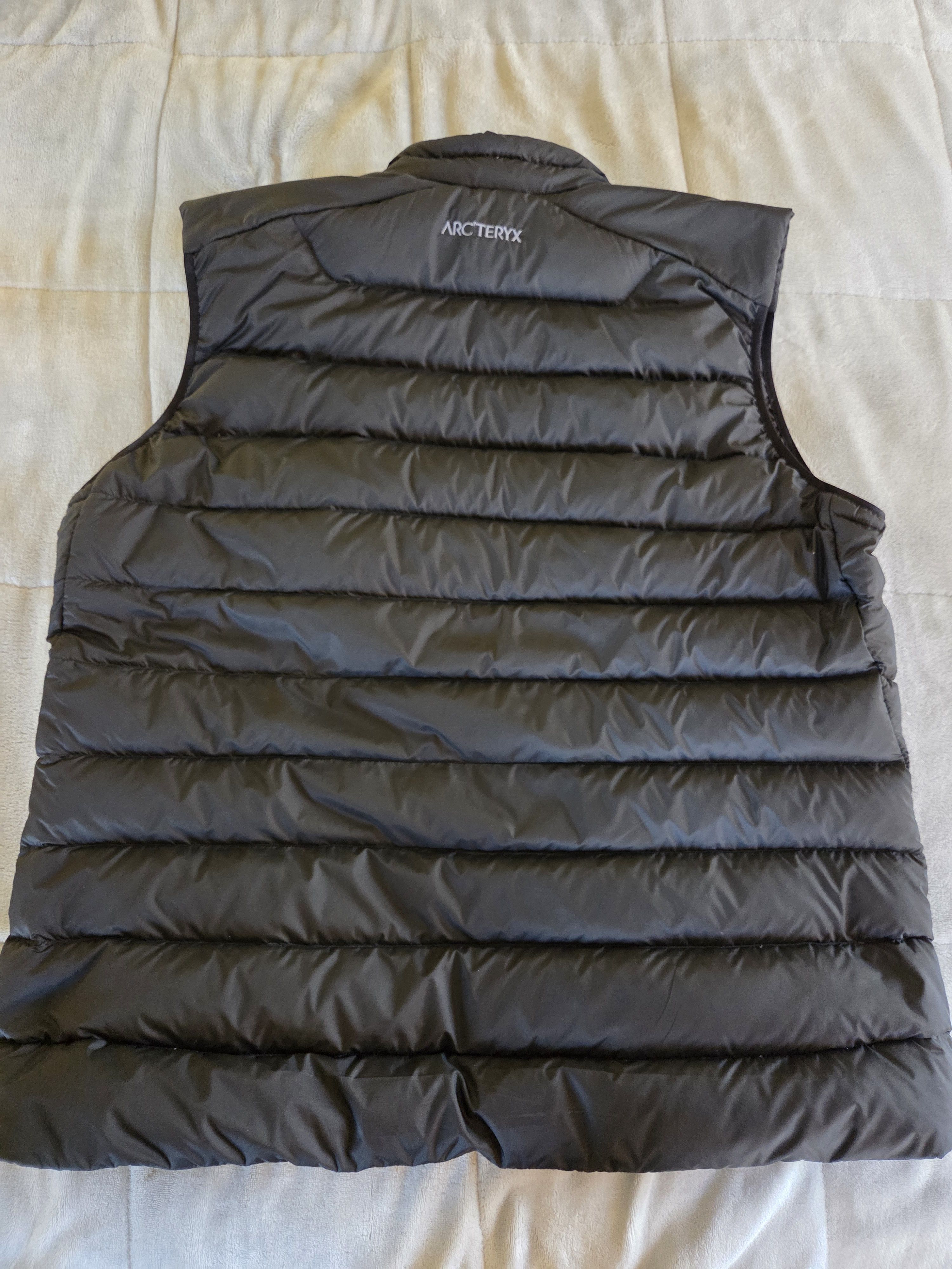 Arc'teryx Arc'teryx Cerium down vest Size US L / EU 52-54 / 3 - 3 Thumbnail