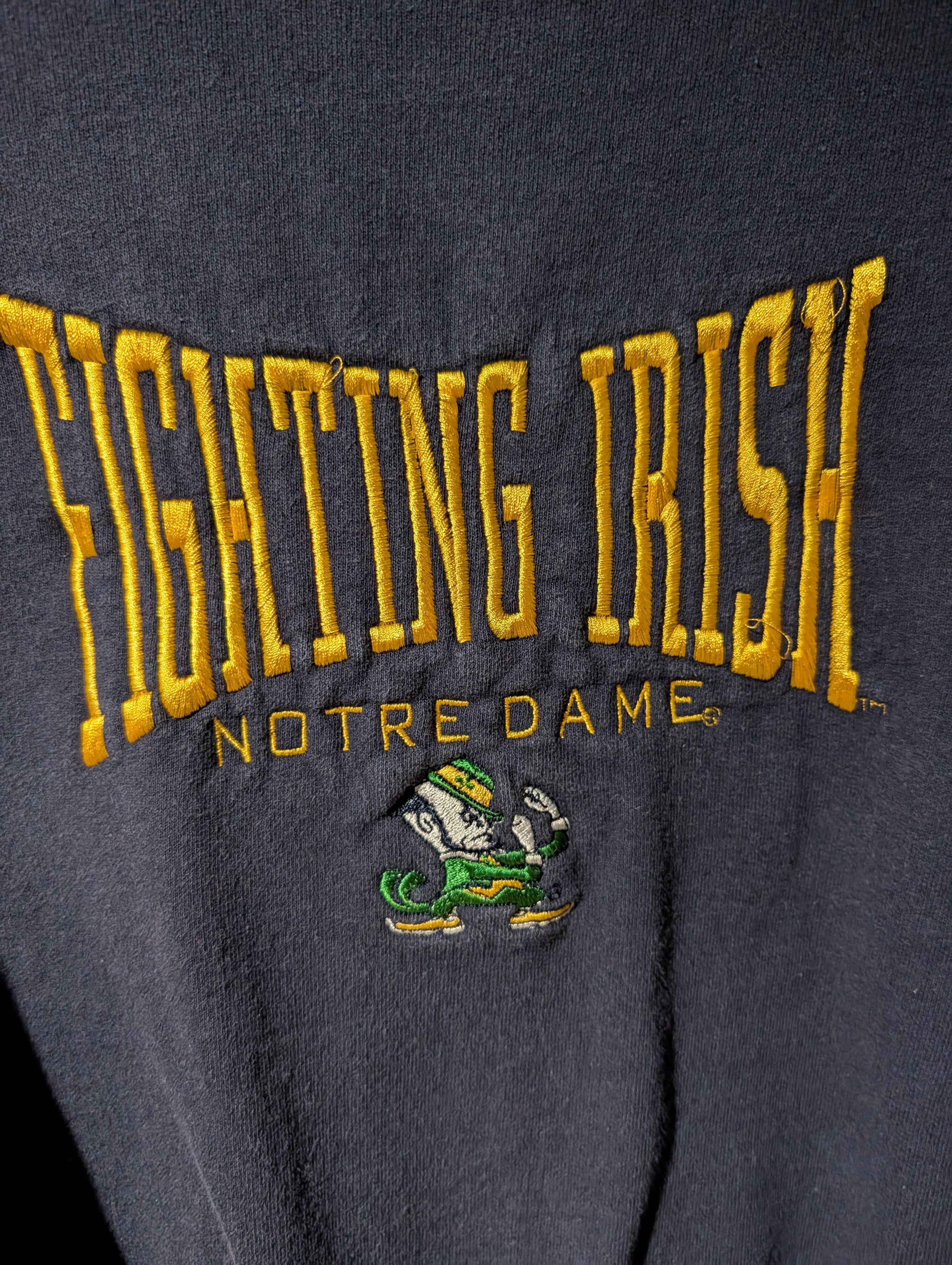 NCAA Vintage Notre Dame Fighting Irish Sweatshirt Embroidered Size US XL / EU 56 / 4 - 2 Thumbnail