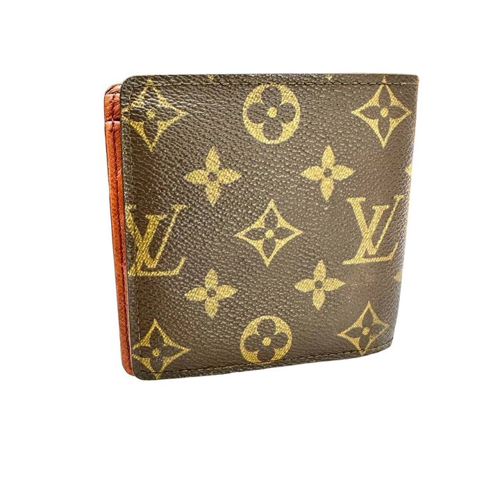 Louis Vuitton Wallet For Mens  Sized