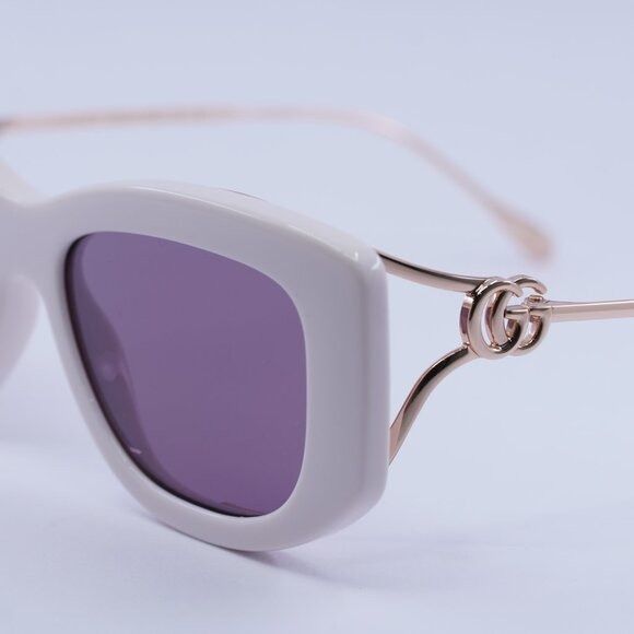 Gucci Gucci GG1566S 003 Sunglasses Ivory/Gold Rectangle Frame Size ONE SIZE - 4 Thumbnail