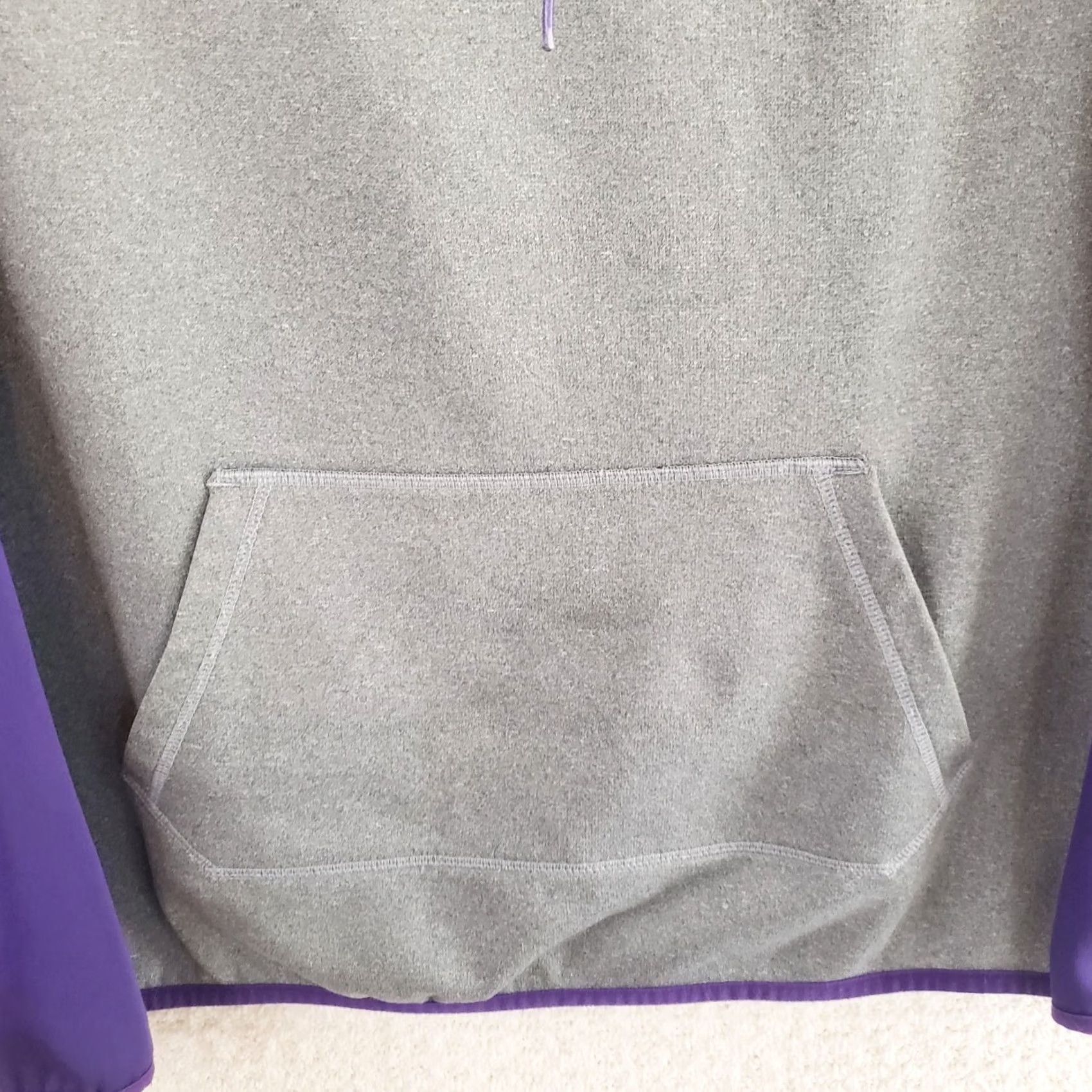 Nike Nike Therma-Fit Hoodie Purple Gray Women M Regular Pullover Hooded Thumb Holes Swoosh Colorblock Size M / US 6-8 / IT 42-44 - 3 Thumbnail