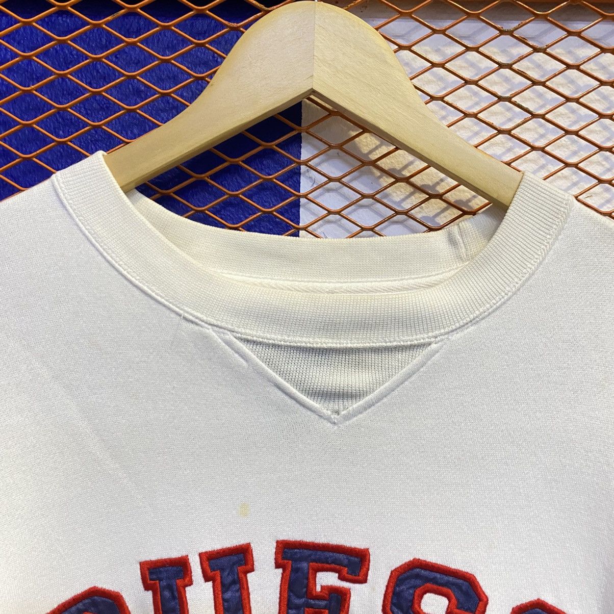 Guess Vintage Guess Usa Sweatshirt Crewneck Embroidery Size US XL / EU 56 / 4 - 5 Thumbnail
