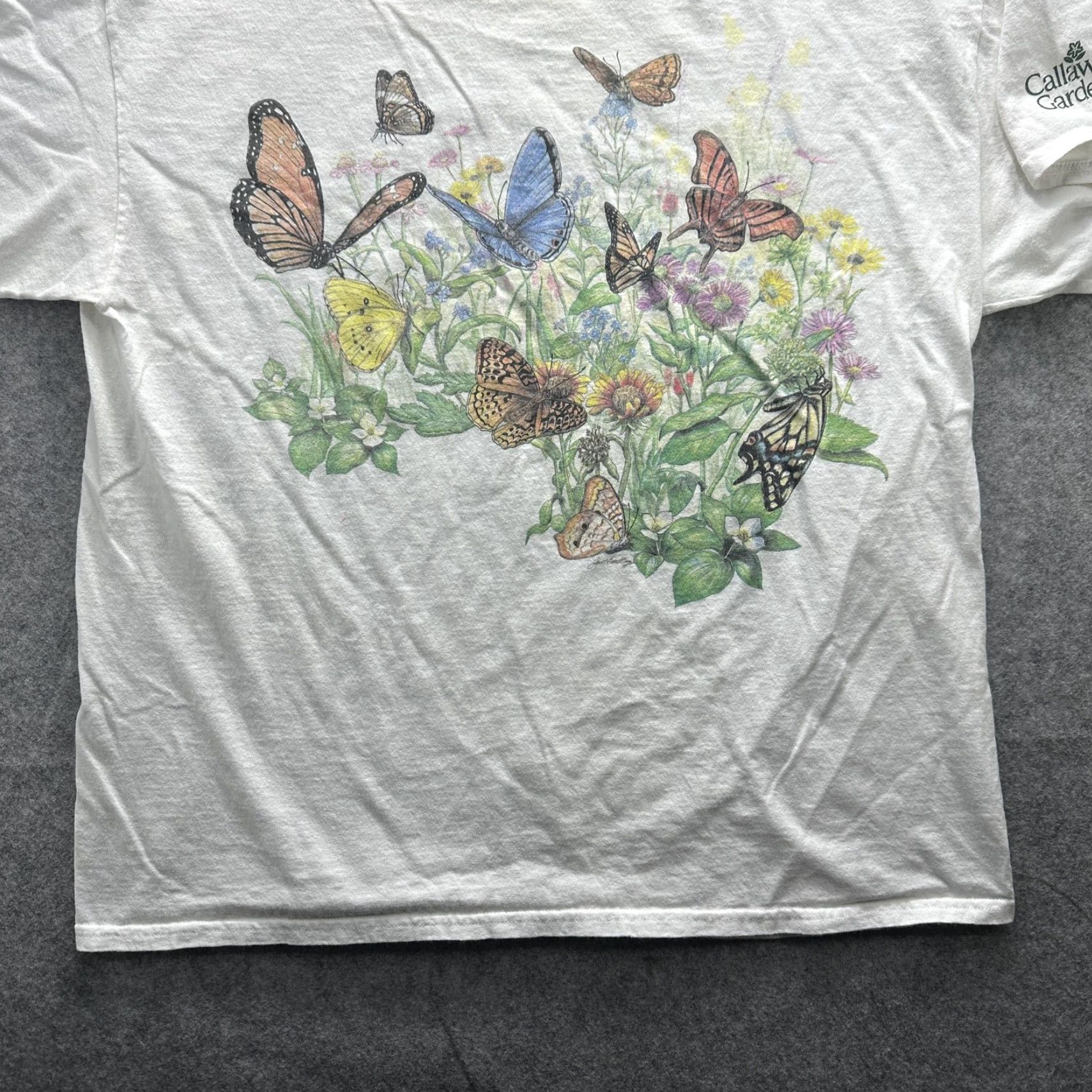 Gildan VINTAGE Callaway Gardens Butterfly Shirt Mens XL White Graphic Double Sided Nature Tee Size US XL / EU 56 / 4 - 3 Thumbnail