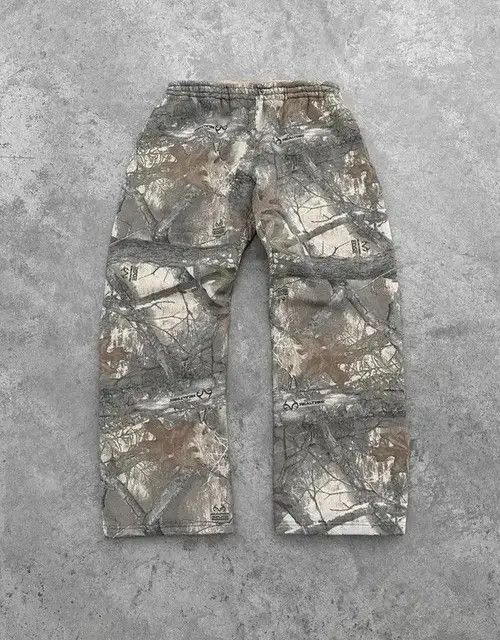 Jean Yukari x Yoko Camouflage Tree Baggy Sweatpants Size US 31 - 1 Thumbnail
