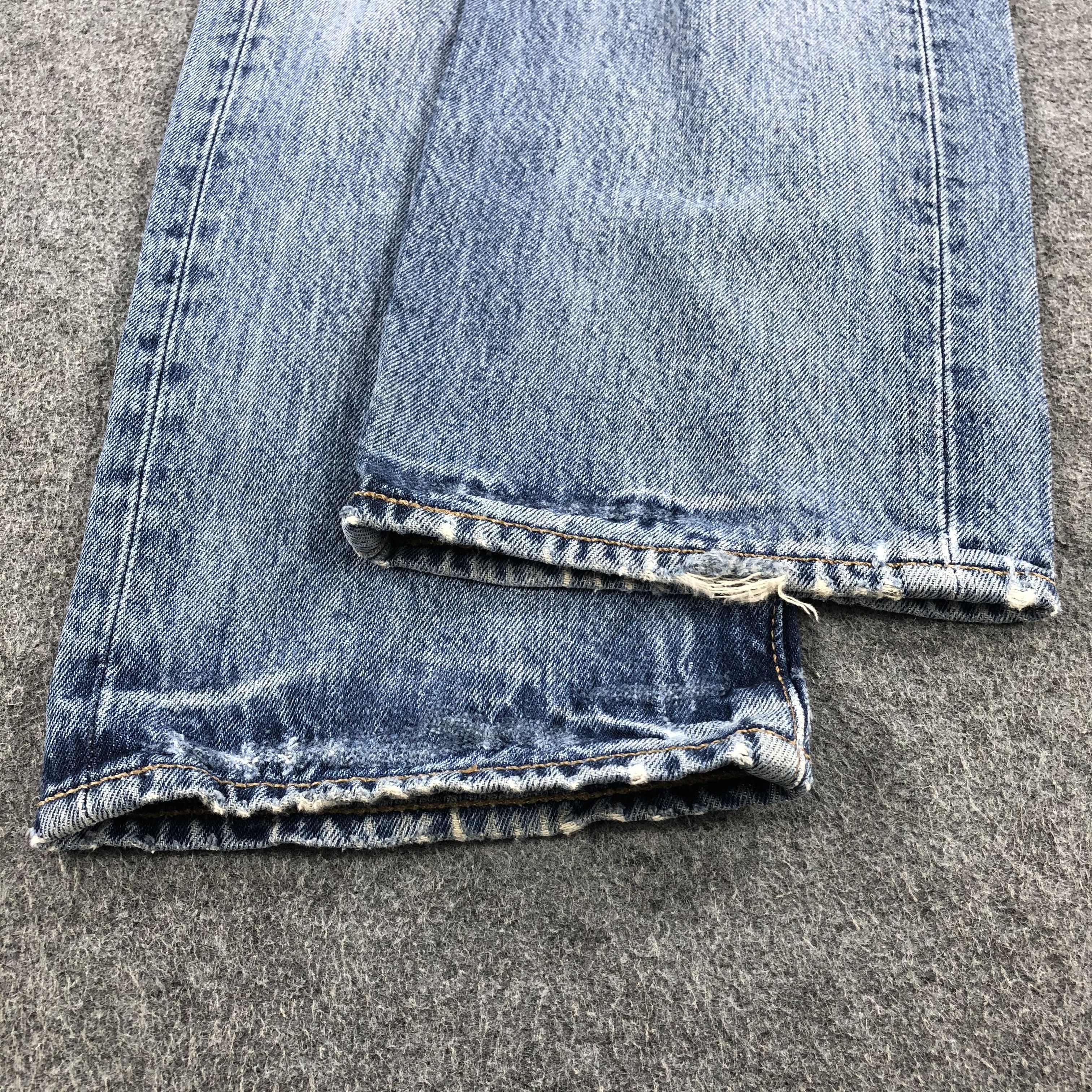 Levi's × Vintage Vintage Light Wash Levis 501 Jeans-JM869 Size US 33 - 6 Thumbnail