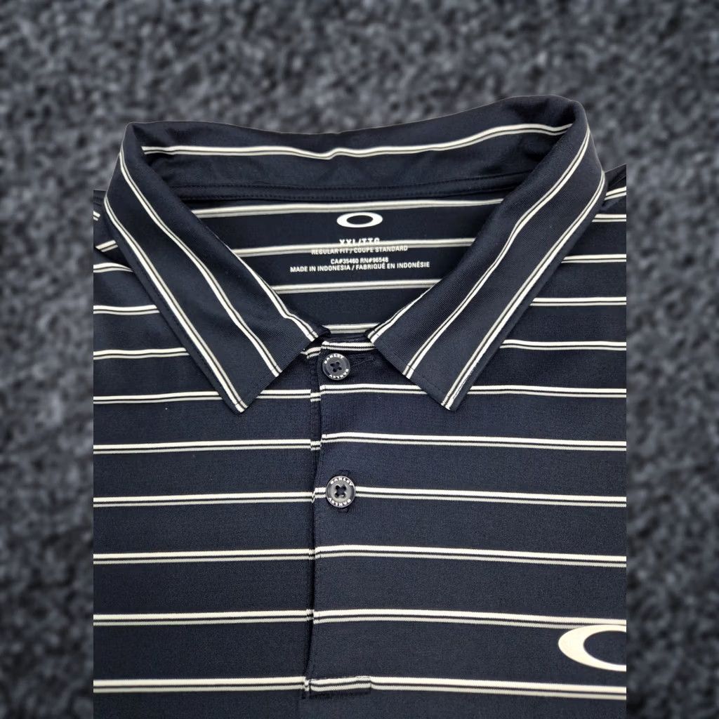Oakley Oakley Polo Shirt Blue/White Striped Regular Standard Fit 2XL Mens Polo Shirt Logo Short Sleeve Golf Casual Activewear Size US XXL / EU 58 / 5 - 1 Thumbnail