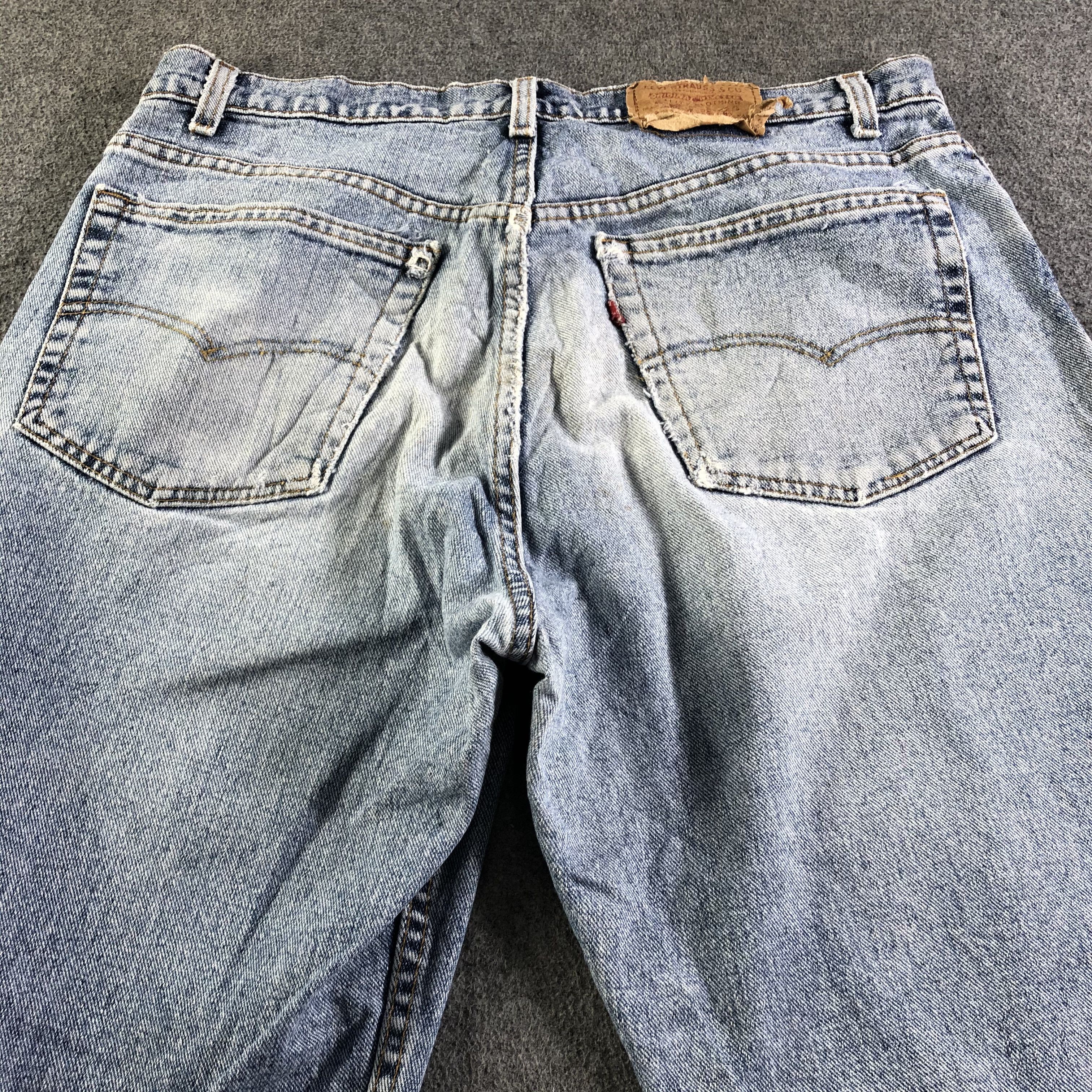 Levi's × Vintage Vintage Light Wash Levis Jeans-J4379 Size 37" - 4 Thumbnail