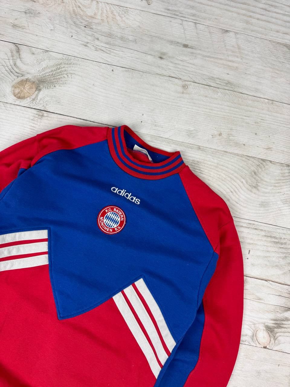 Adidas Vintage Adidas Bayern Munich 90s Sweatshirt Soccer Football Size US S / EU 44-46 / 1 - 2 Thumbnail