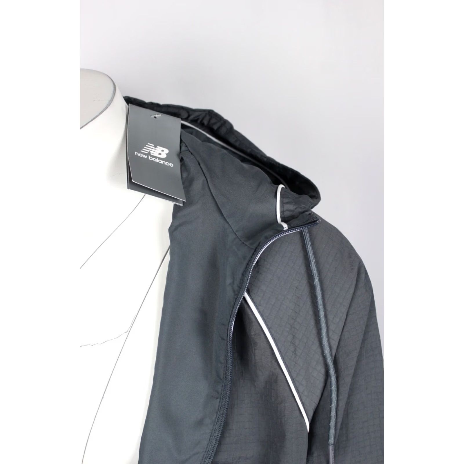 New Balance New Balance Men's Full Zip Hooded Jacket Wind Water Resistant XL Gray Size US XL / EU 56 / 4 - 5 Thumbnail