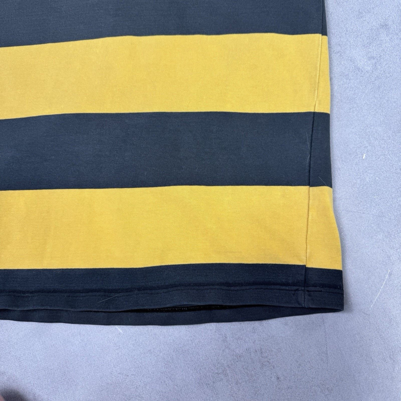 Vintage Vintage 90s Halbro Rugby Jersey Striped #9 Men Size 112cm Size US L / EU 52-54 / 3 - 9 Thumbnail