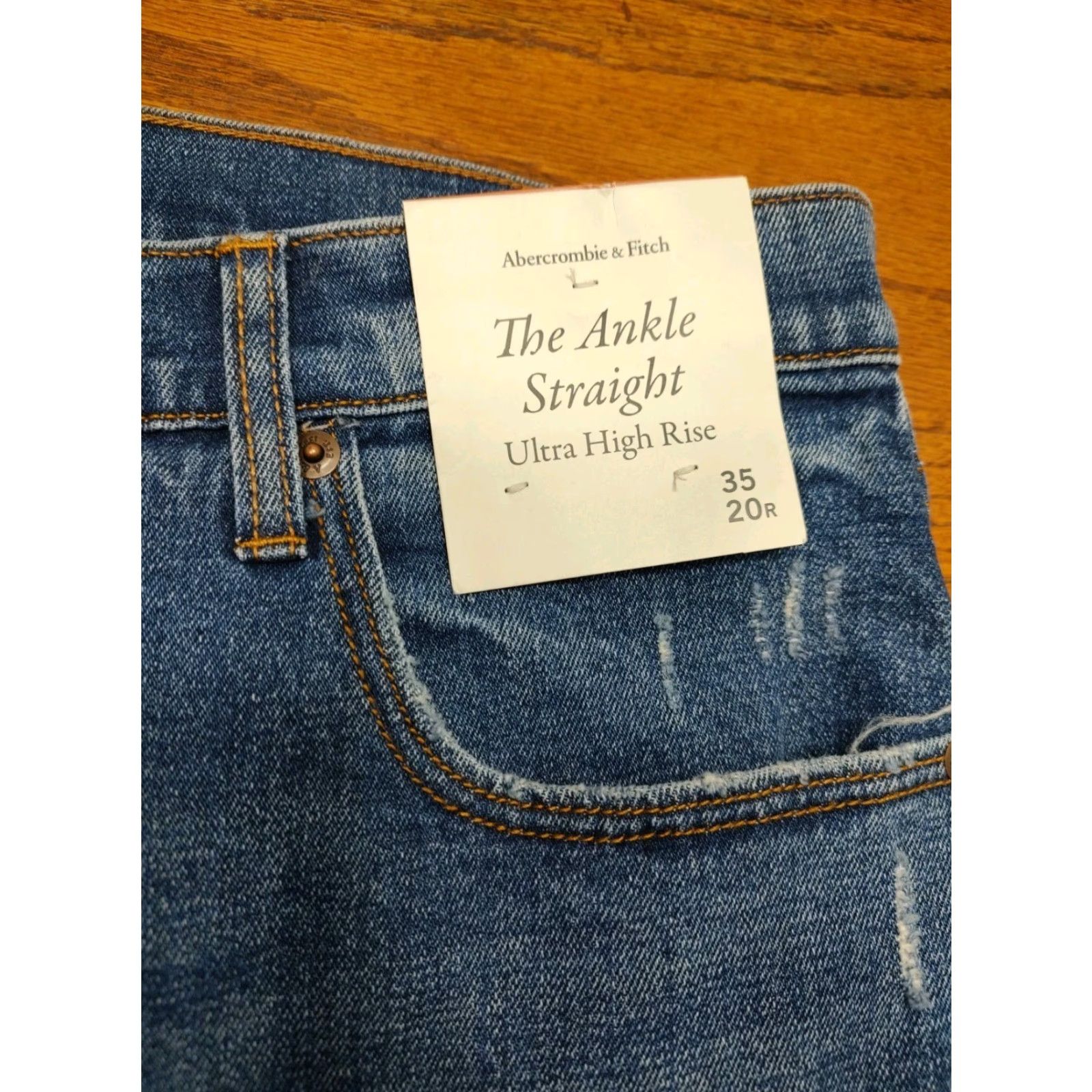 Abercrombie & Fitch VINTAGE Abercrombie & Fitch Ankle Jeans Distressed 90s City Womens Plus 20 Blue 27 Inseam 13 Rise 5-Pocket Denim Cotton Blend Zip Closure Size ONE SIZE - 4 Thumbnail
