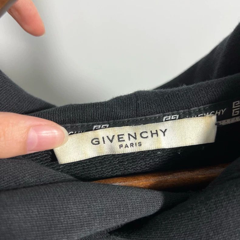 Givenchy Givenchy Letter Logo Hoodie T2514 Size: S Size US S / EU 44-46 / 1 - 3 Thumbnail