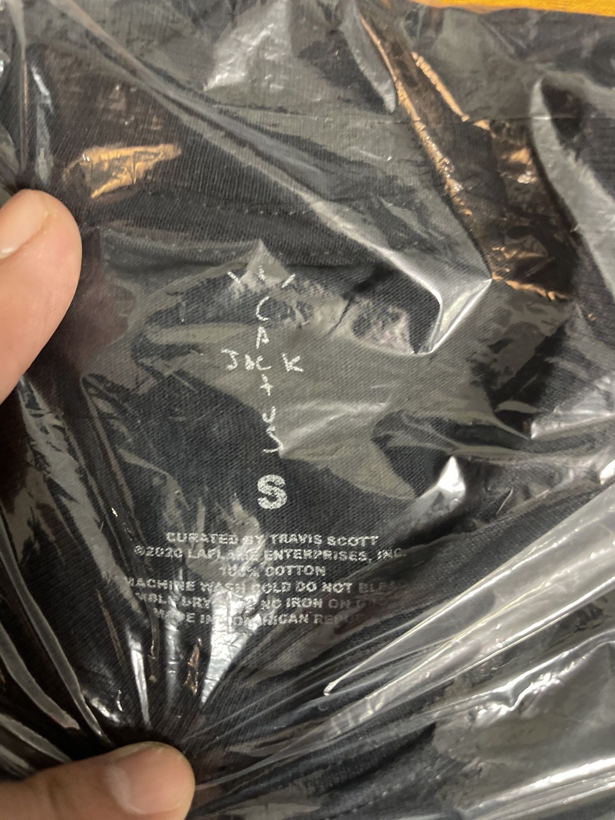 Travis Scott Travis Scott Cactus Jack x McDonald’s Black Size Small Size US S / EU 44-46 / 1 - 3 Thumbnail
