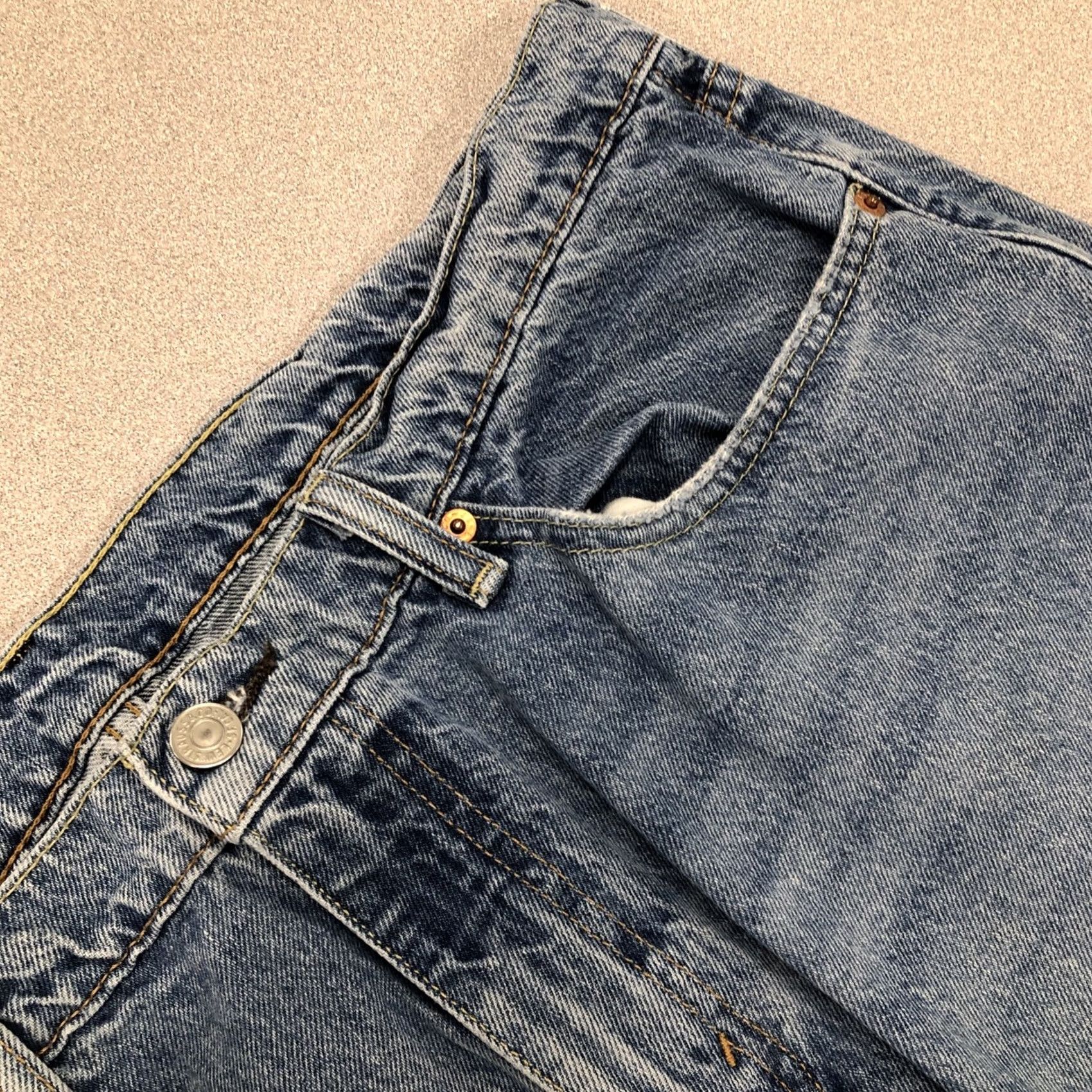 Levi's Levi's 541 Jeans 36x30 Straight Denim Blue 5-Pocket Mid Rise Stretch Regular Men's Pants Thrash Distressed Vintage: No USA 500 Series Style Jeans Size US 36 / EU 52 - 5 Thumbnail