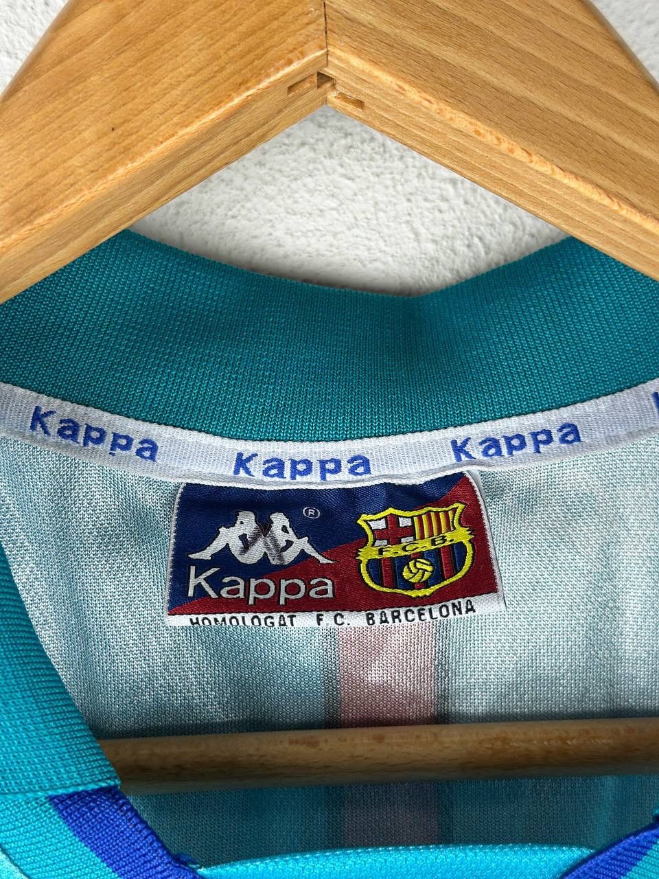 Kappa BARCELONA 1996/97 AWAY JERSEY RETRO REMAKE - RONALDO Size XL Size US XL / EU 56 / 4 - 4 Thumbnail