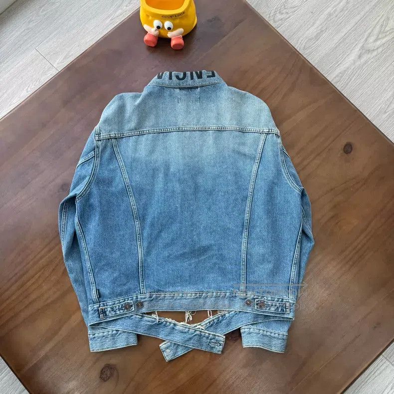 Balenciaga Balenciaga Embroidered collar denim jacket Size XS / US 0-2 / IT 36-38 - 2 Thumbnail
