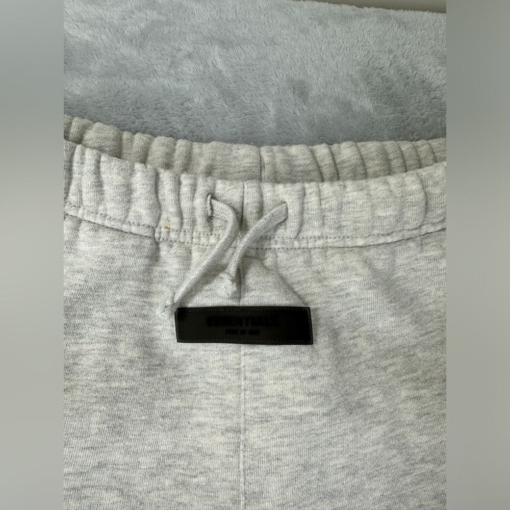 Essentials Essentials Fear of God FOG Fleece Sweatpants Beige Women's Size 26" / US 2 / IT 38 - 6 Thumbnail