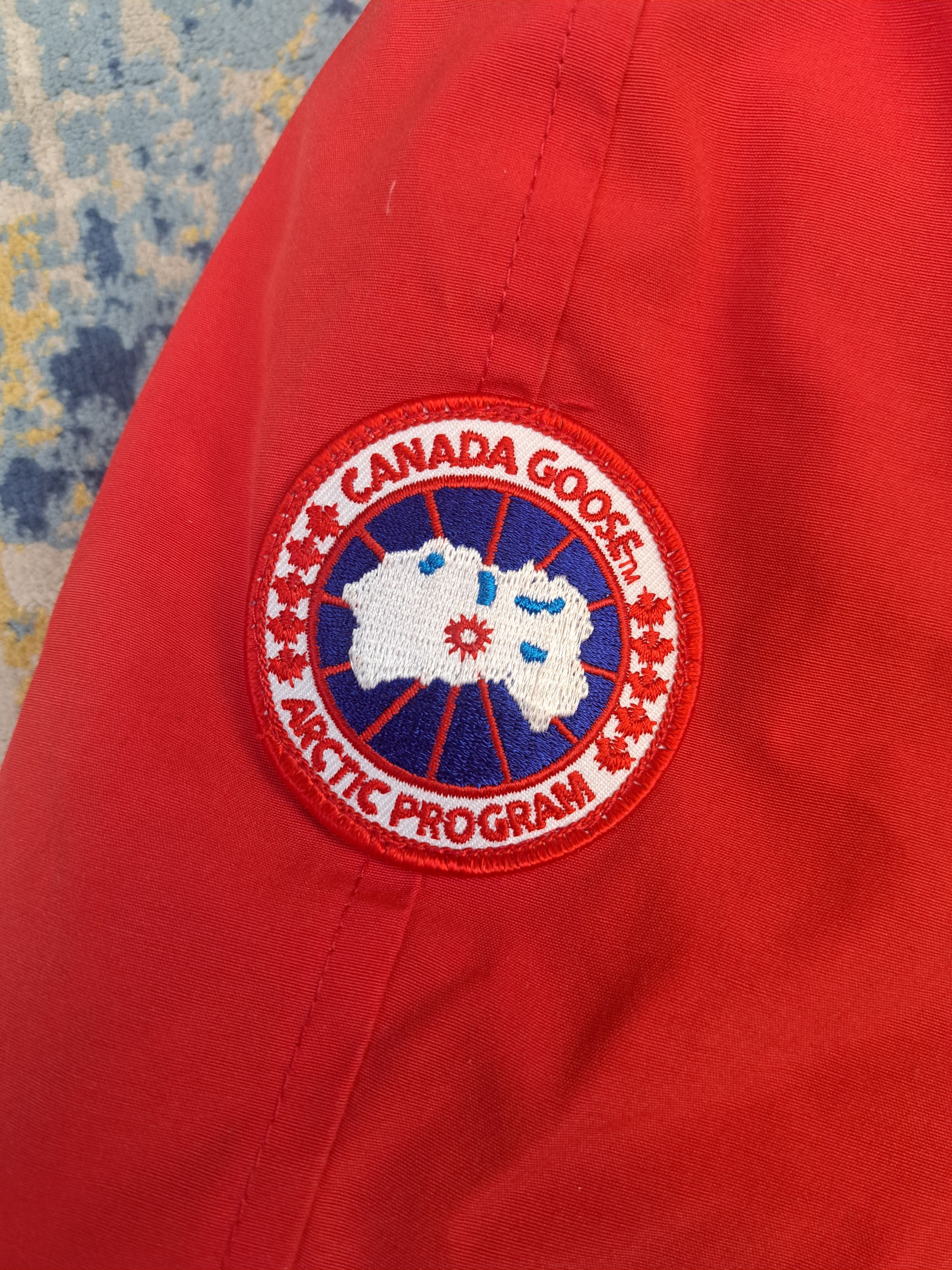 Canada Goose Canada Goose Chilliwack Fur Bomber Jacket Size 3XS RRP $1295 Size US XXS / EU 40 - 2 Thumbnail