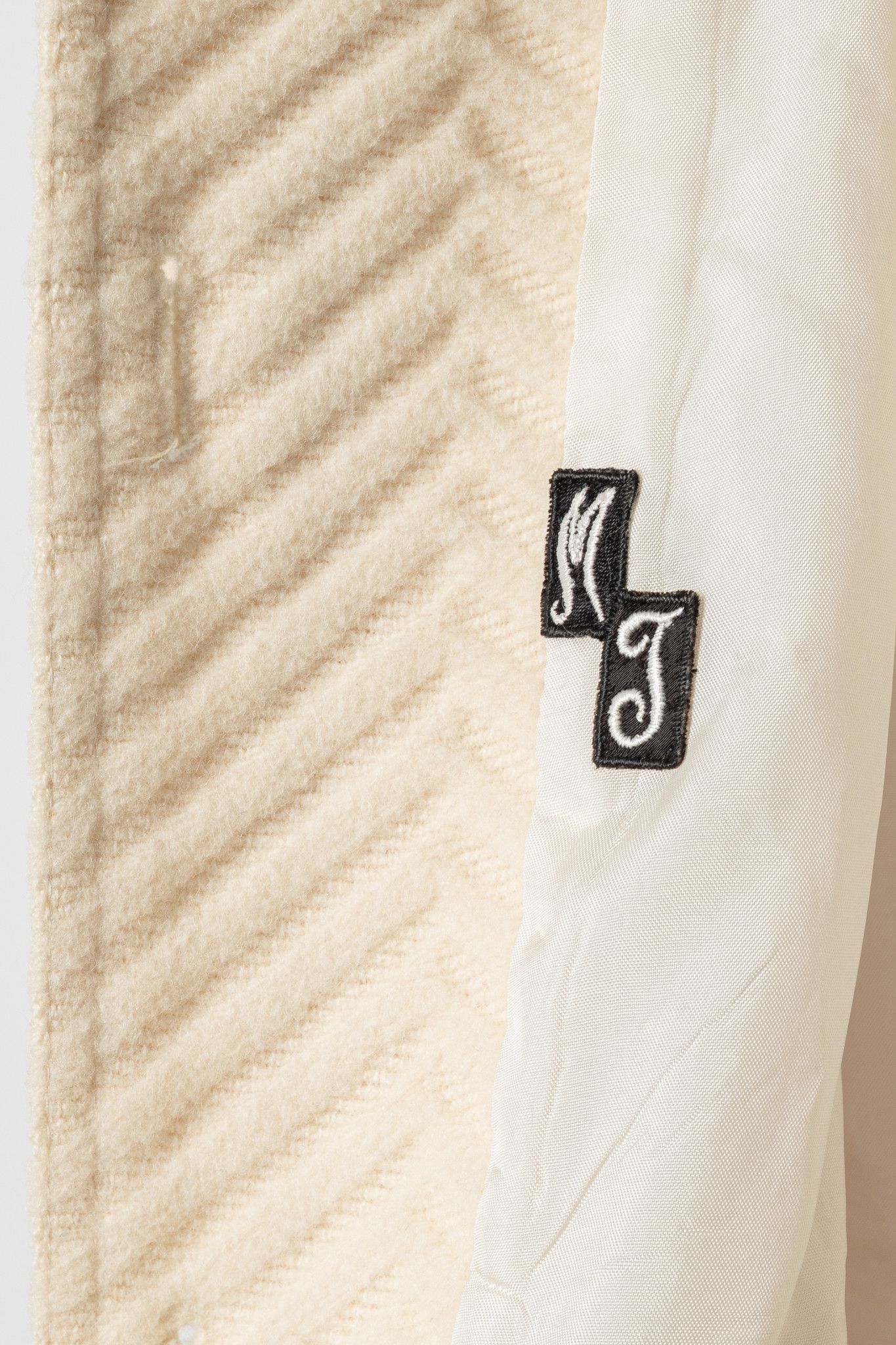 Valentino Valentino Miss V 90's Vintage Cream Chevron-Wool Coat Size S / US 4 / IT 40 - 8 Thumbnail