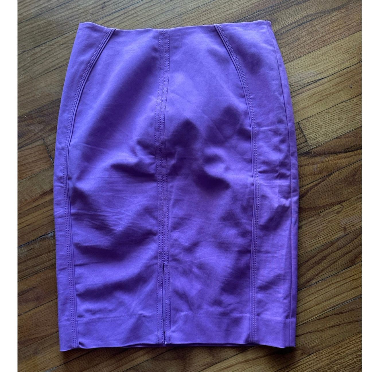 White House Black Market White House Black Market Lavender Pencil Skirt Perfect Form Size 28" / US 6 / IT 42 - 1 Thumbnail