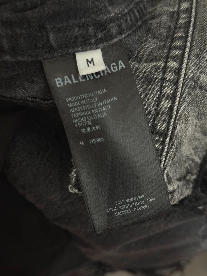 Balenciaga Balenciaga Embroidered logo destroys old long-sleeved shir Size US M / EU 48-50 / 2 - 4 Thumbnail