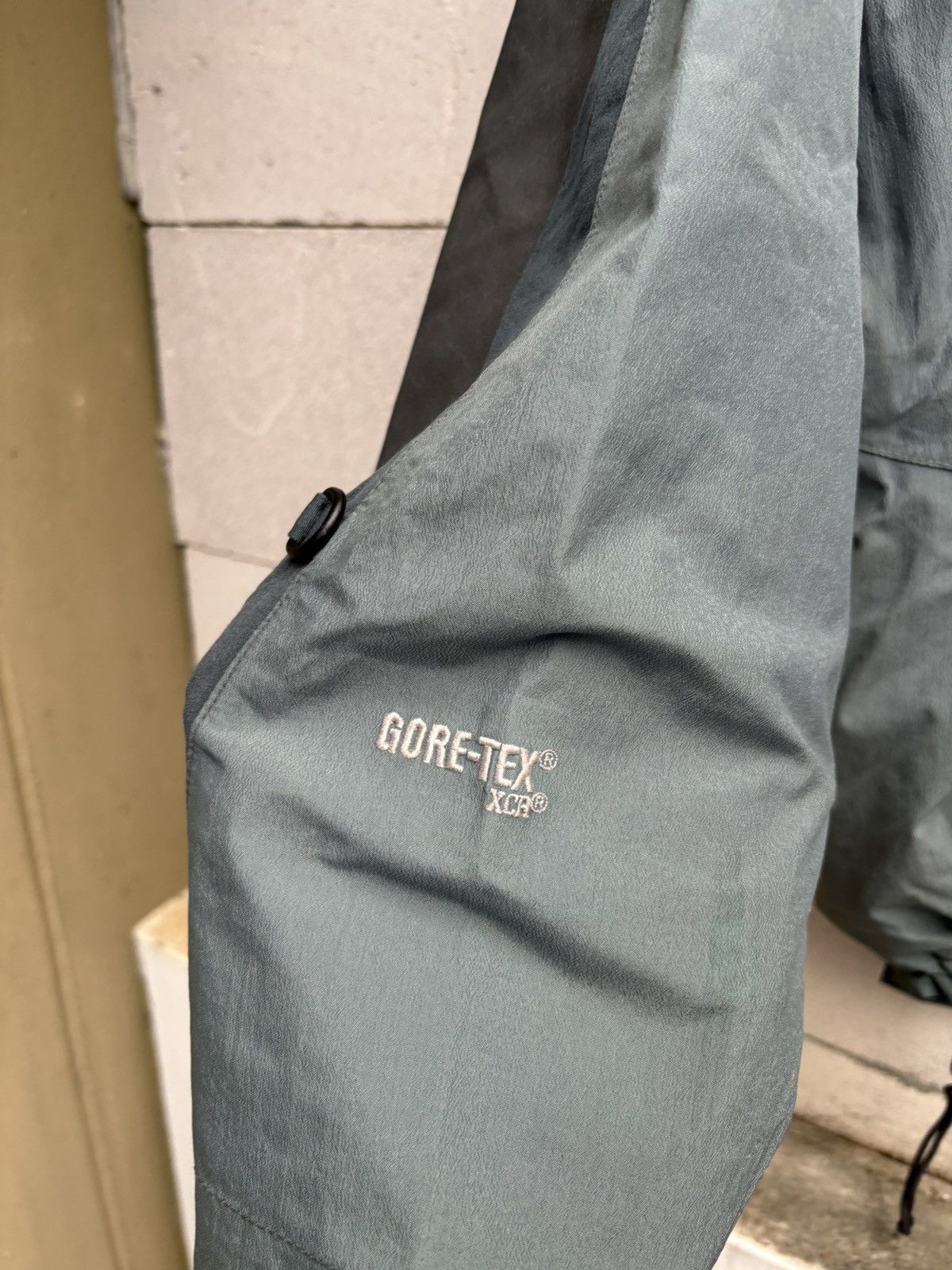 The North Face The North Face SUMMIT SERIES GORE-TEX Jacket Size US M / EU 48-50 / 2 - 11 Thumbnail