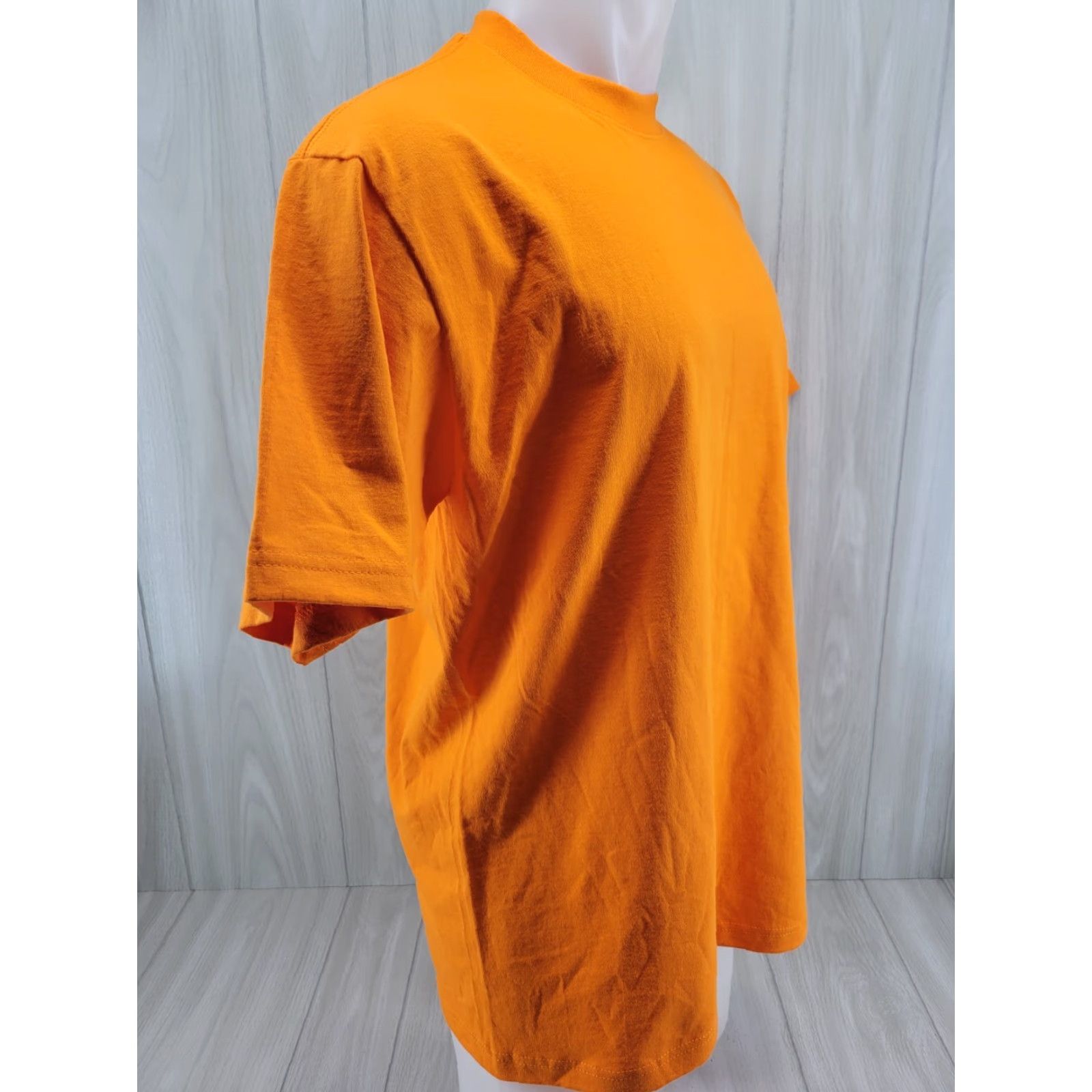 Vintage Shaka Wear Heavyweight Short Sleeve T-Shirt Skull Orange L Men Size US L / EU 52-54 / 3 - 5 Thumbnail