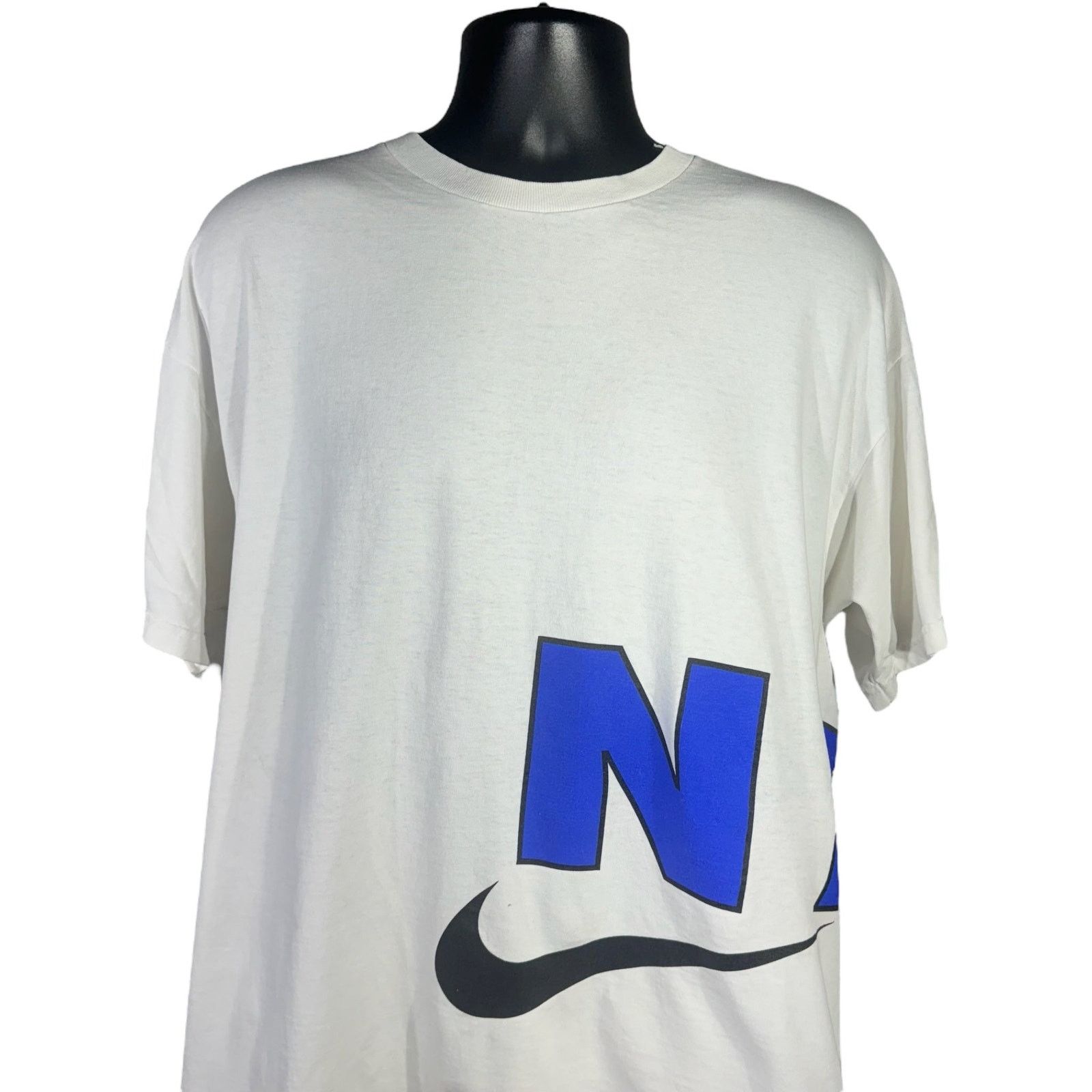Vintage Vintage Nike Wrap Around Spellout Tee Size US L / EU 52-54 / 3 - 2 Thumbnail