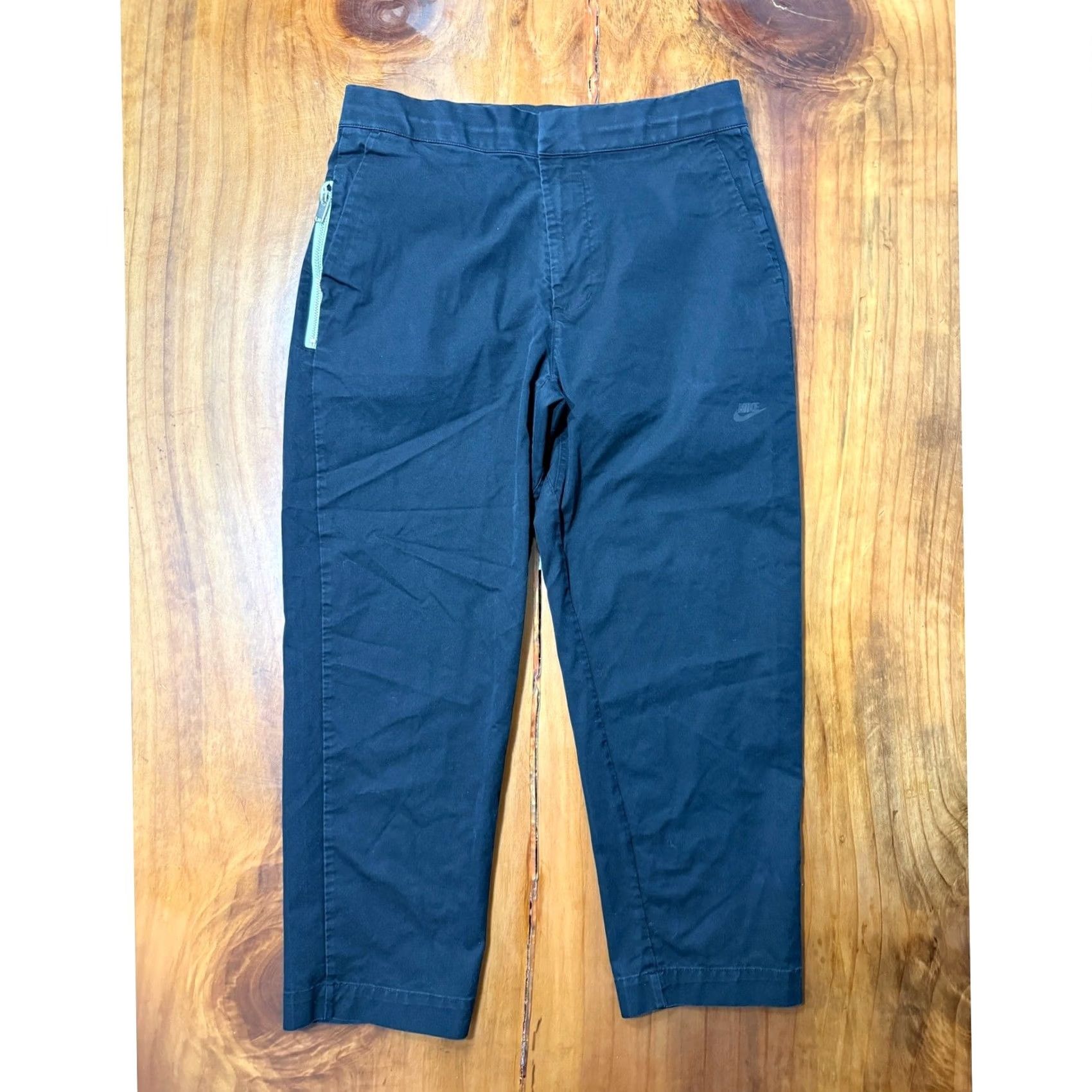 Nike Item Specifications: Brand: Nike Size US 31 - 2 Thumbnail