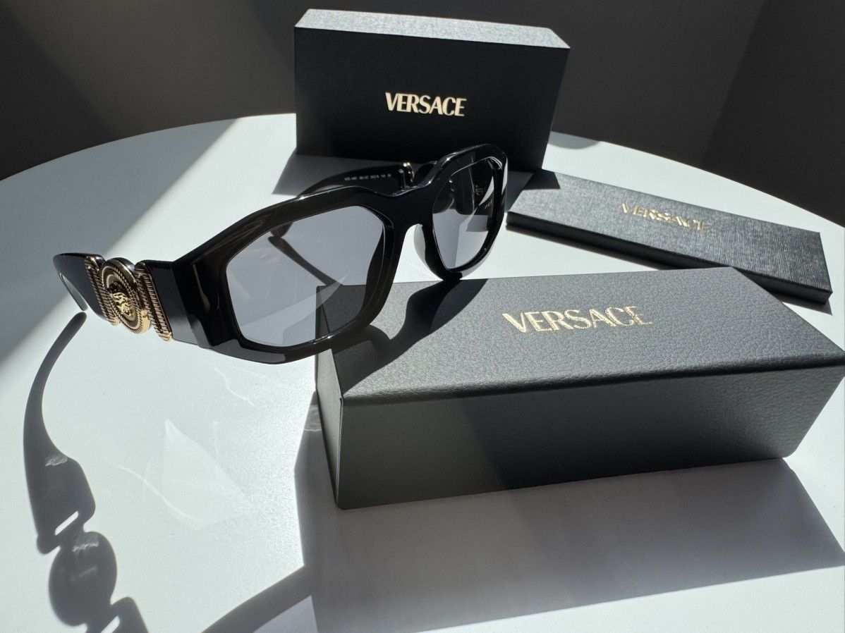 Versace × Vintage New Sunglasses Versace THE CLANS VE 4361 GB1/87 53 Size ONE SIZE - 13 Thumbnail