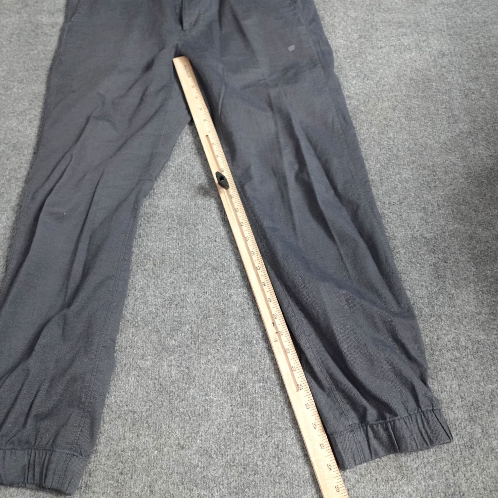 Vintage Mack Weldon Gray L Stretch Waist Jogger Cuff Drawstring Pants Men Regular 28in Inseam Solid Front Flat Front Cotton Blend Jogger Style Size US 33 - 2 Thumbnail