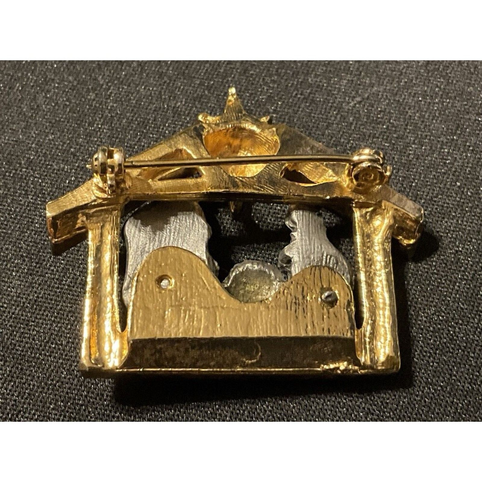 Other Vintage 2 Gold Tone & Pewter Nativity Brooch. Size ONE SIZE - 4 Thumbnail